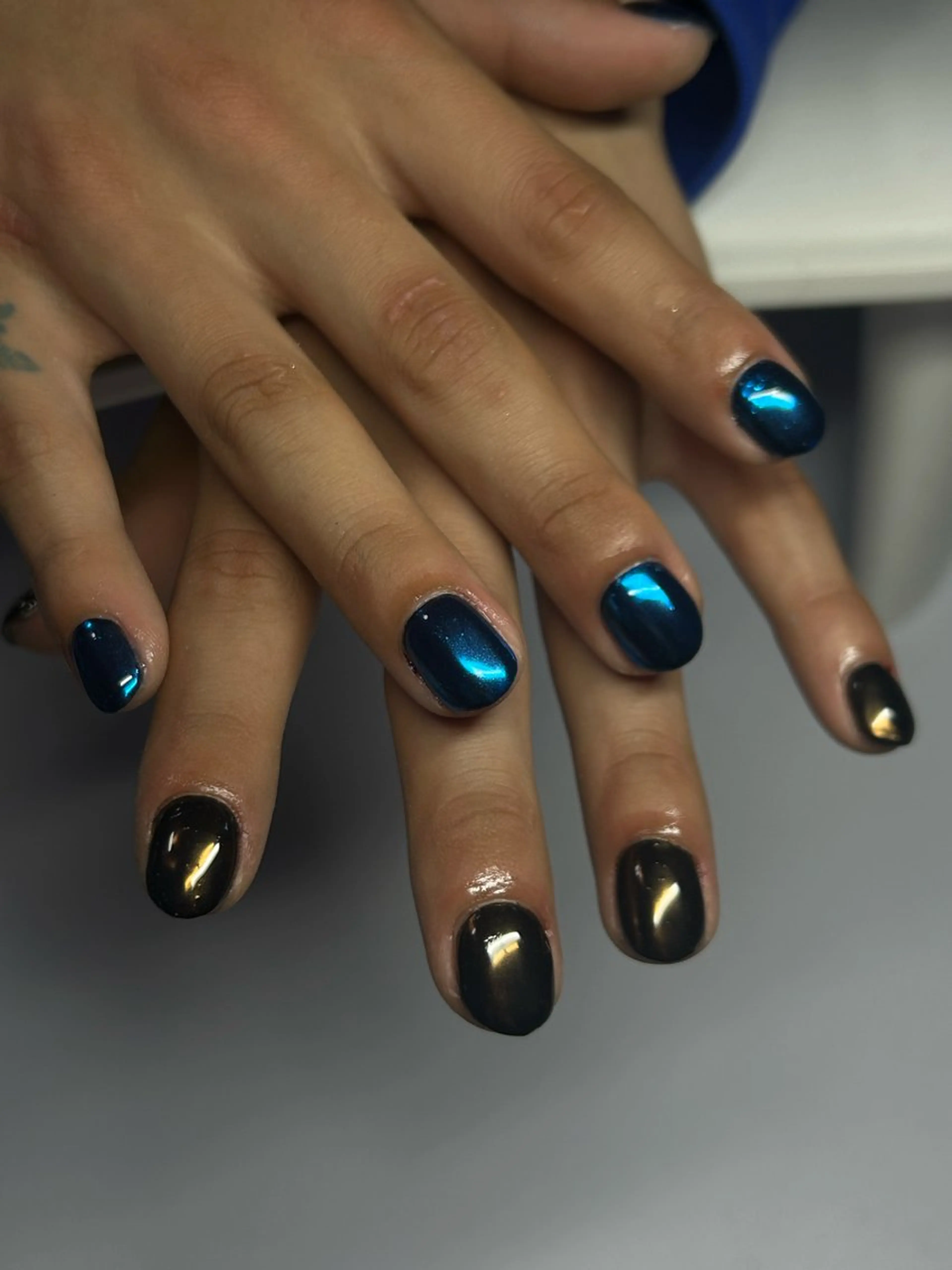 ネイル ハンドネイル NAIL ROOM COZMIC SISTA所属・Ronny ロニ 森ノ宮❤のネイルデザイン