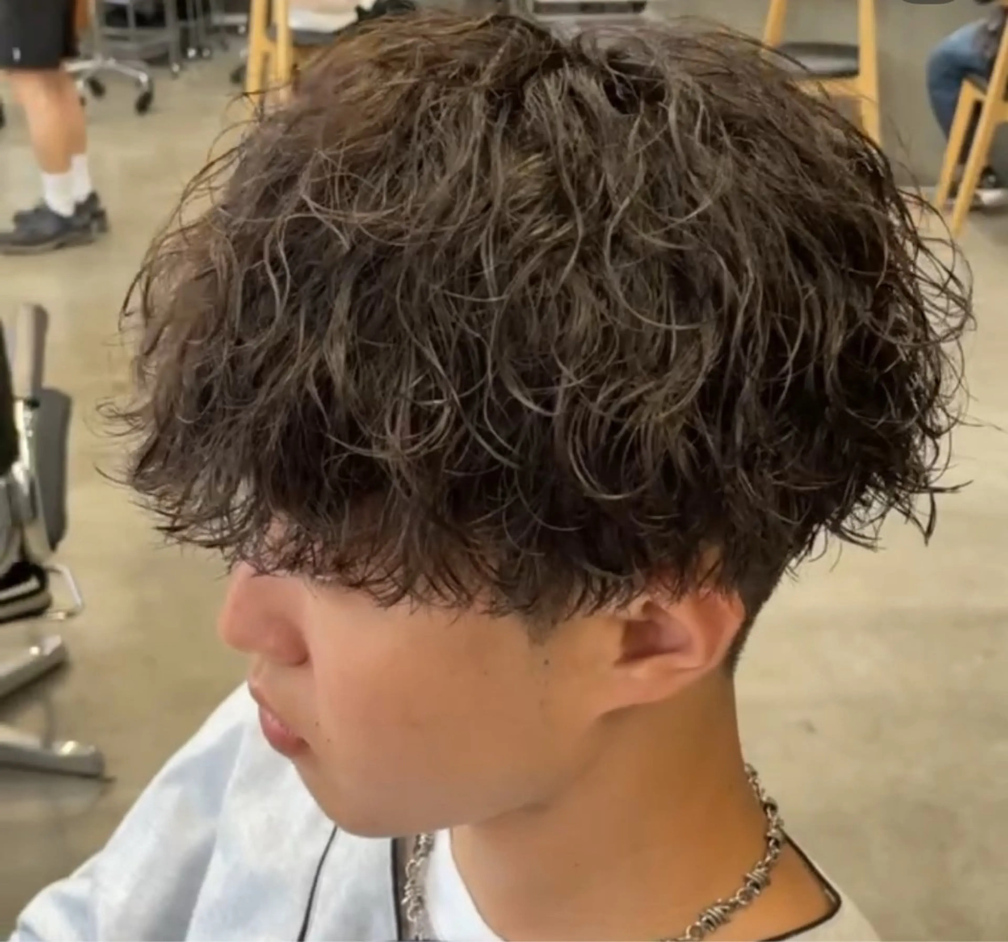 パーマ メンズ 波巻きパーマ 高橋 晴のヘアスタイル