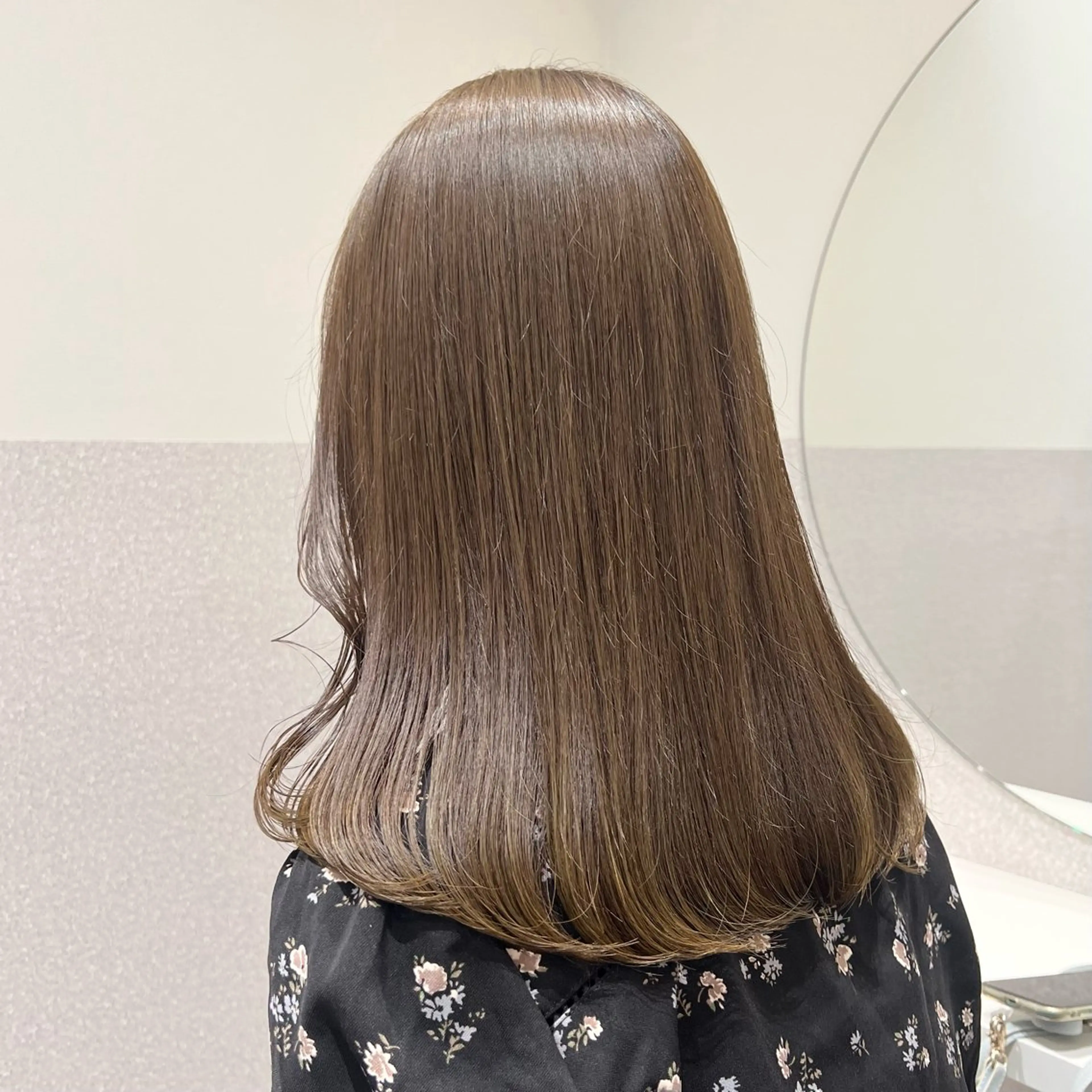 ミディアム カラー ベージュカラー ブリーチ グレージュ ブリーチなしカラー オリーブベージュ カット ヘアカラー 💖暖色・ハイトーン 🐈みおり💖のヘアスタイル