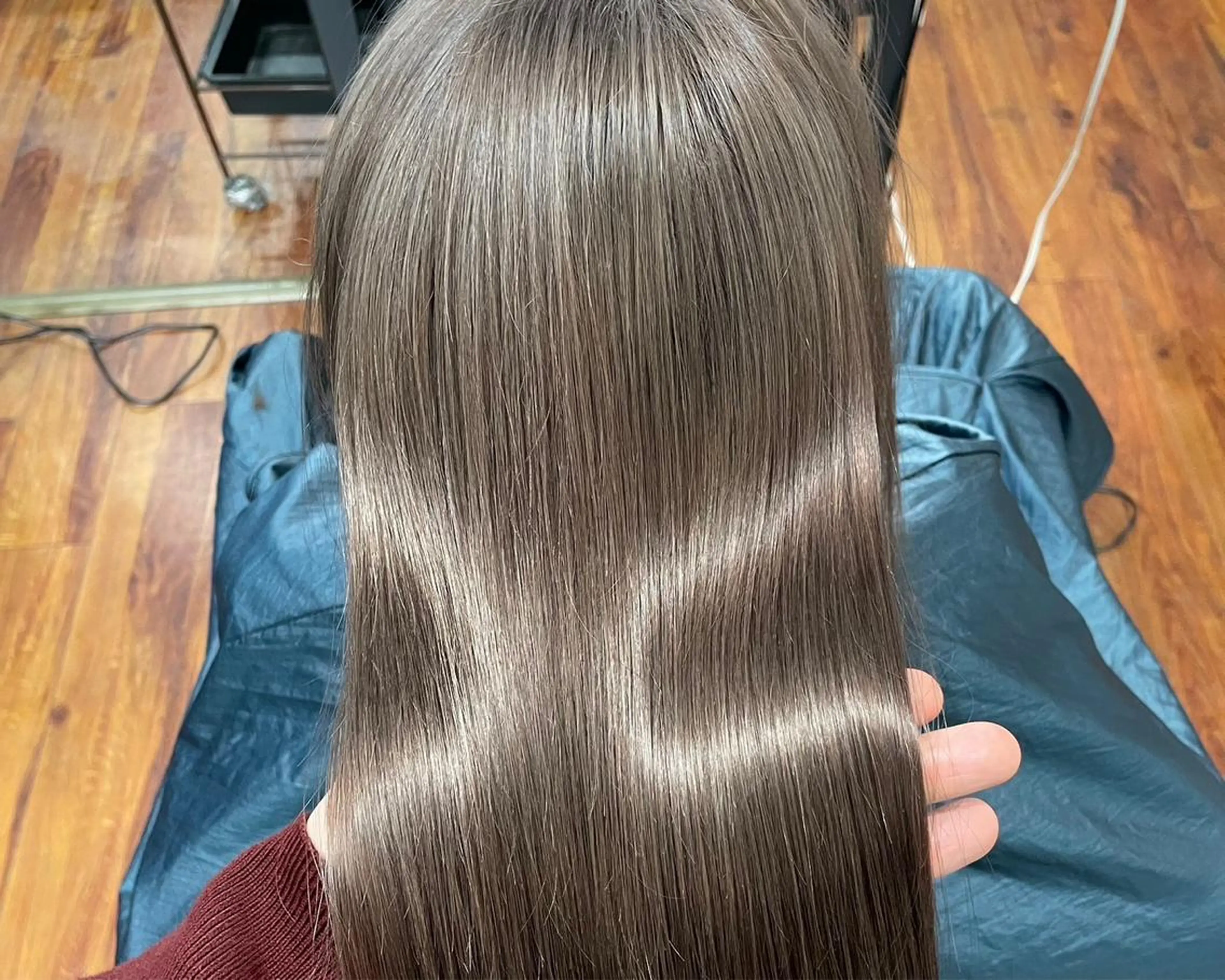 ロング カラー カット ヘアカラー トリートメント 髪質改善/ストレート /透明感/西川奈穂のヘアスタイル