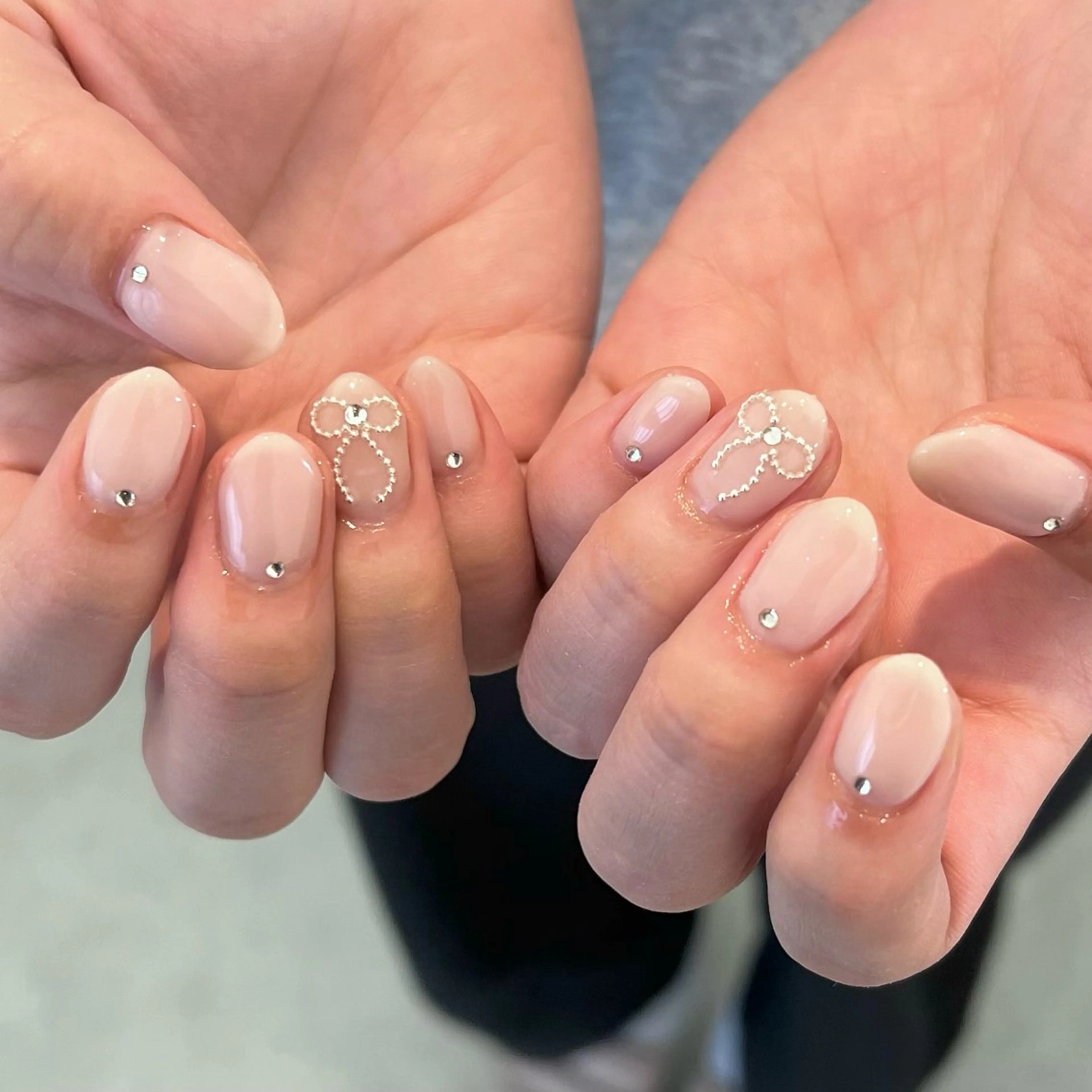 ネイル ハンドネイル sio.nail&eyebrow salon shimokitazawa2号店所属・nailist mana𖤐´-のネイルデザイン