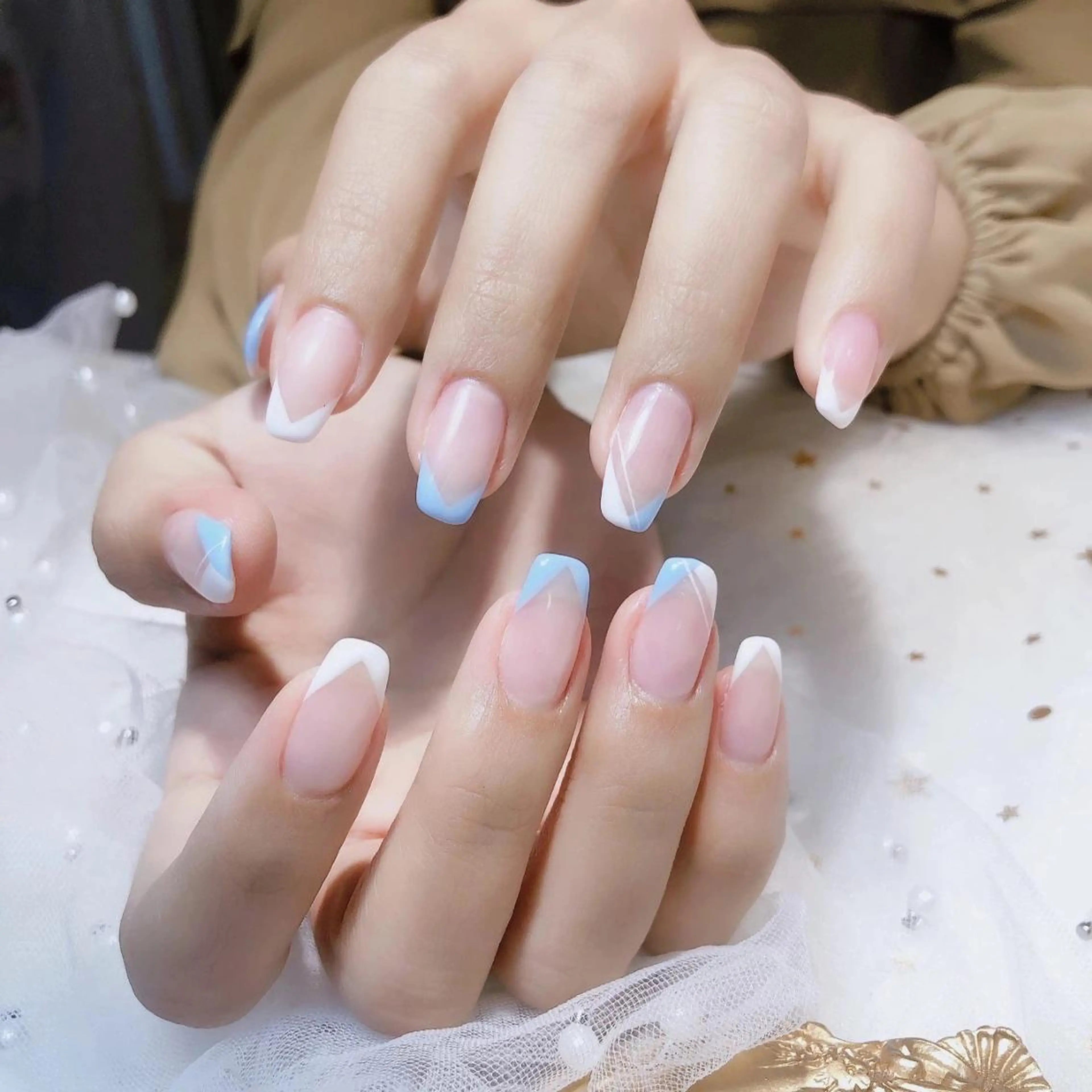 ネイル 🦋ネイルサロン ブラン🌈ゆりのネイルデザイン