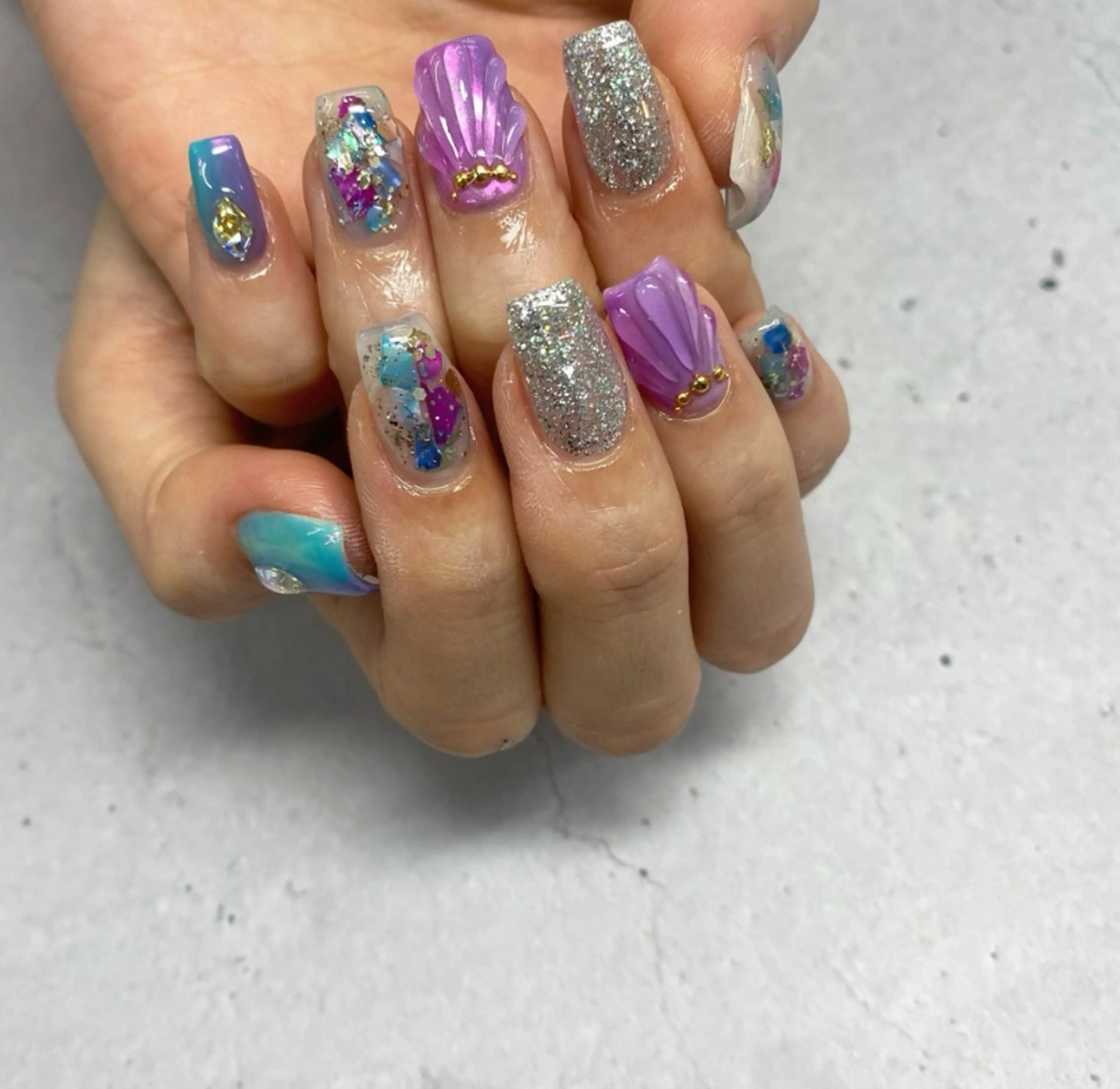 セミロング nailst 高橋のネイルデザイン