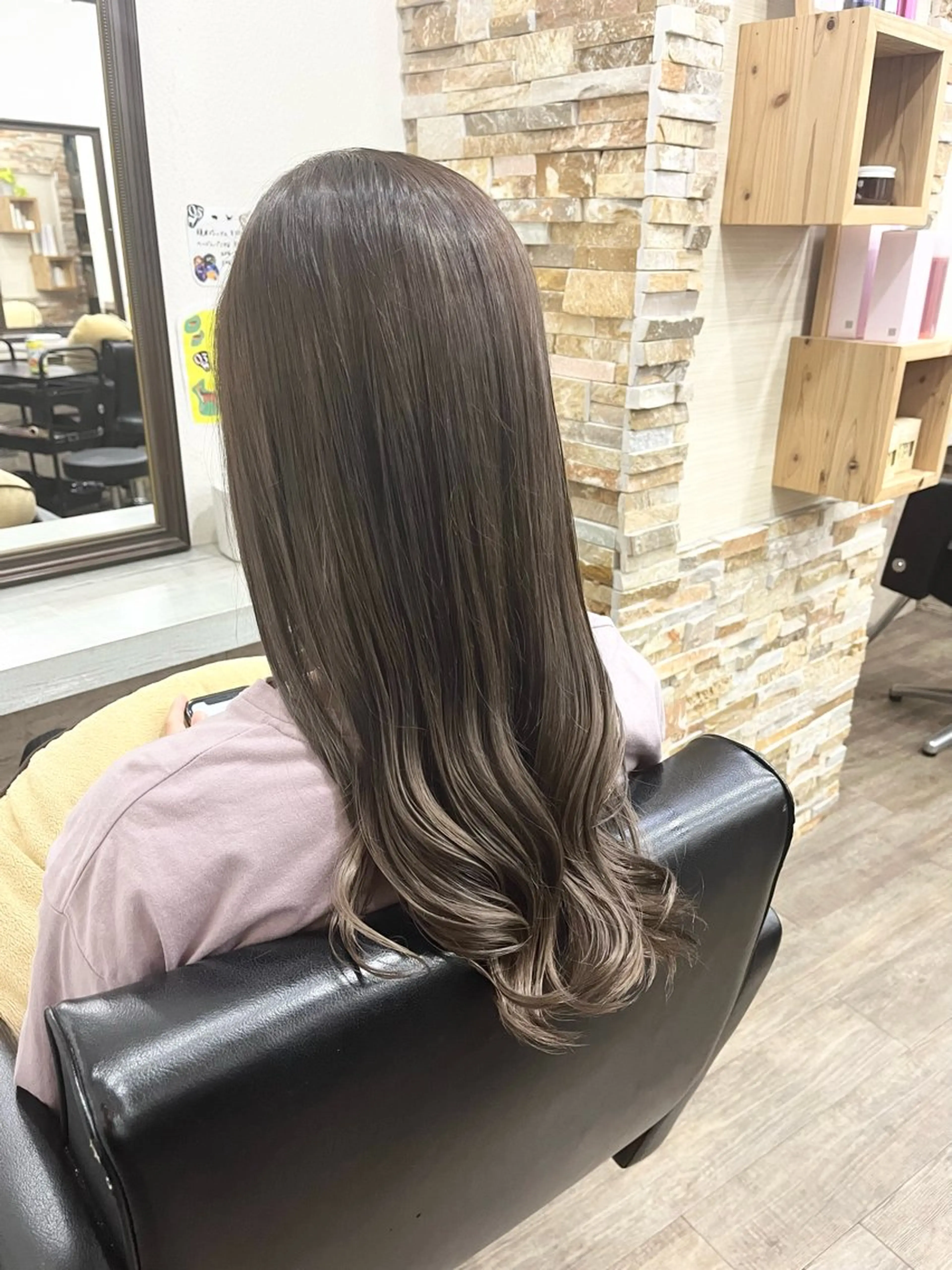 ロング 薮内 香保里のヘアスタイル