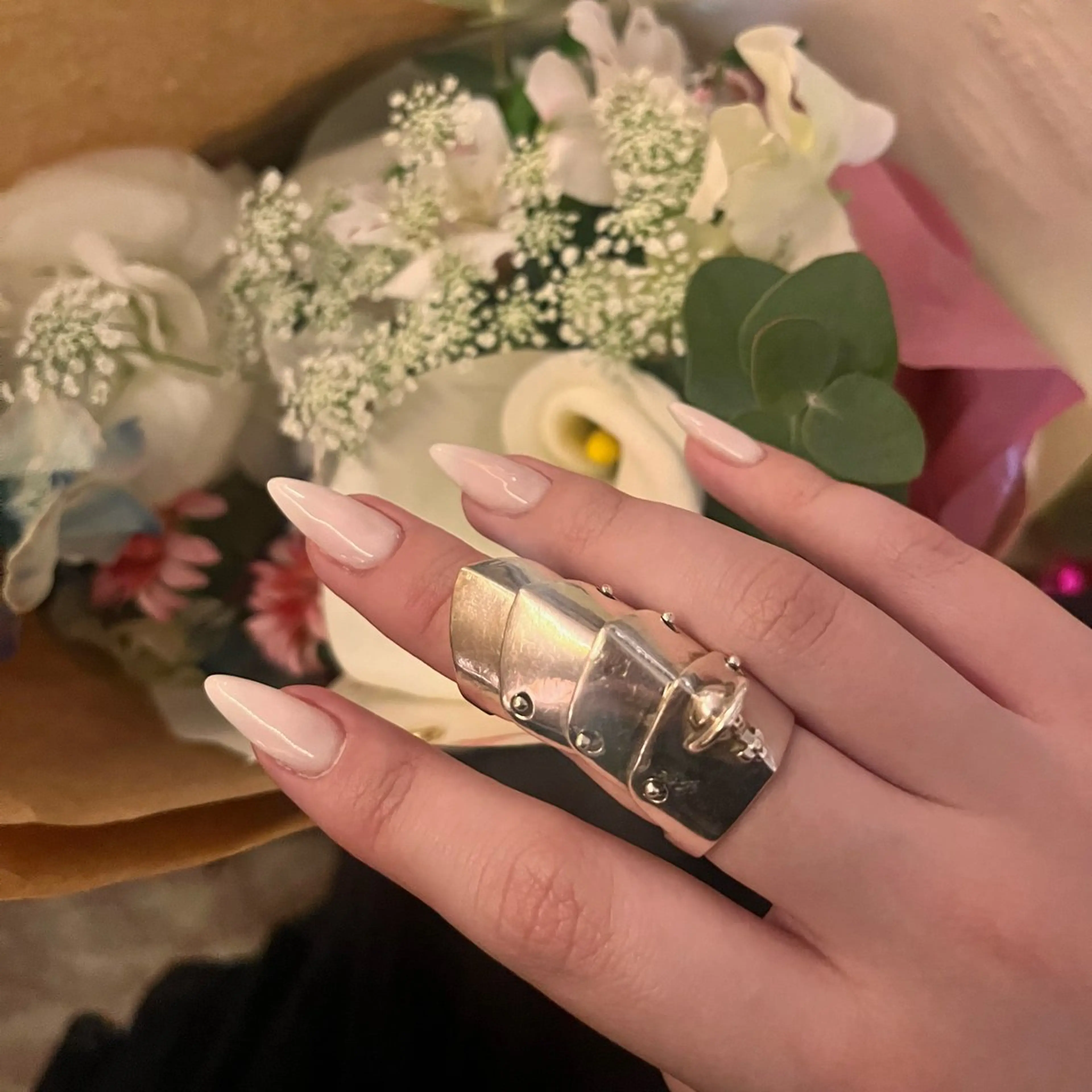 ネイル 花澤 梨乃のネイルデザイン