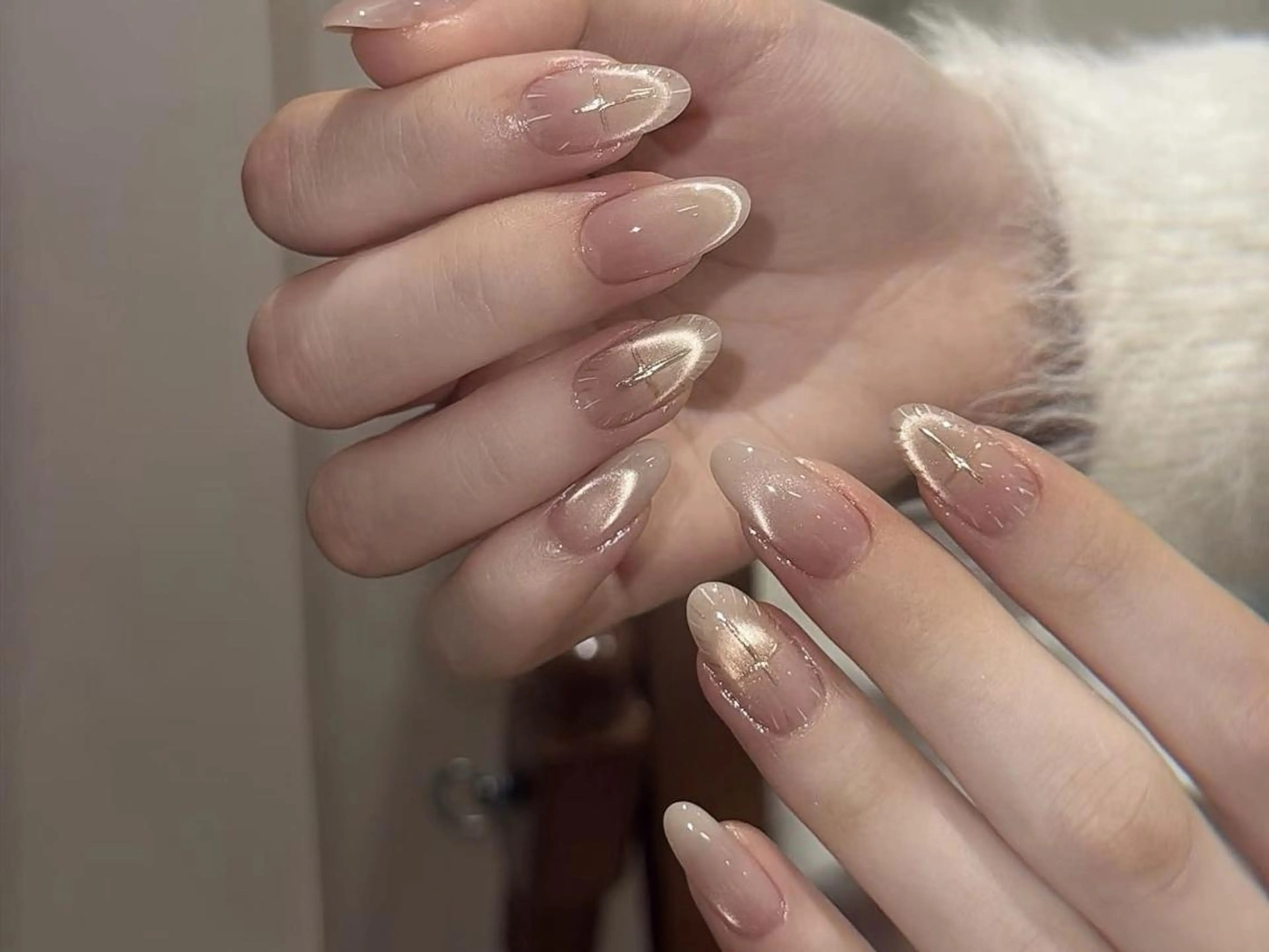 ネイル アートネイル カジュアル フレンチネイル ジェルネイル マグネットネイル ハンドネイル ハンドケア 💅 NikoNikoのネイルデザイン