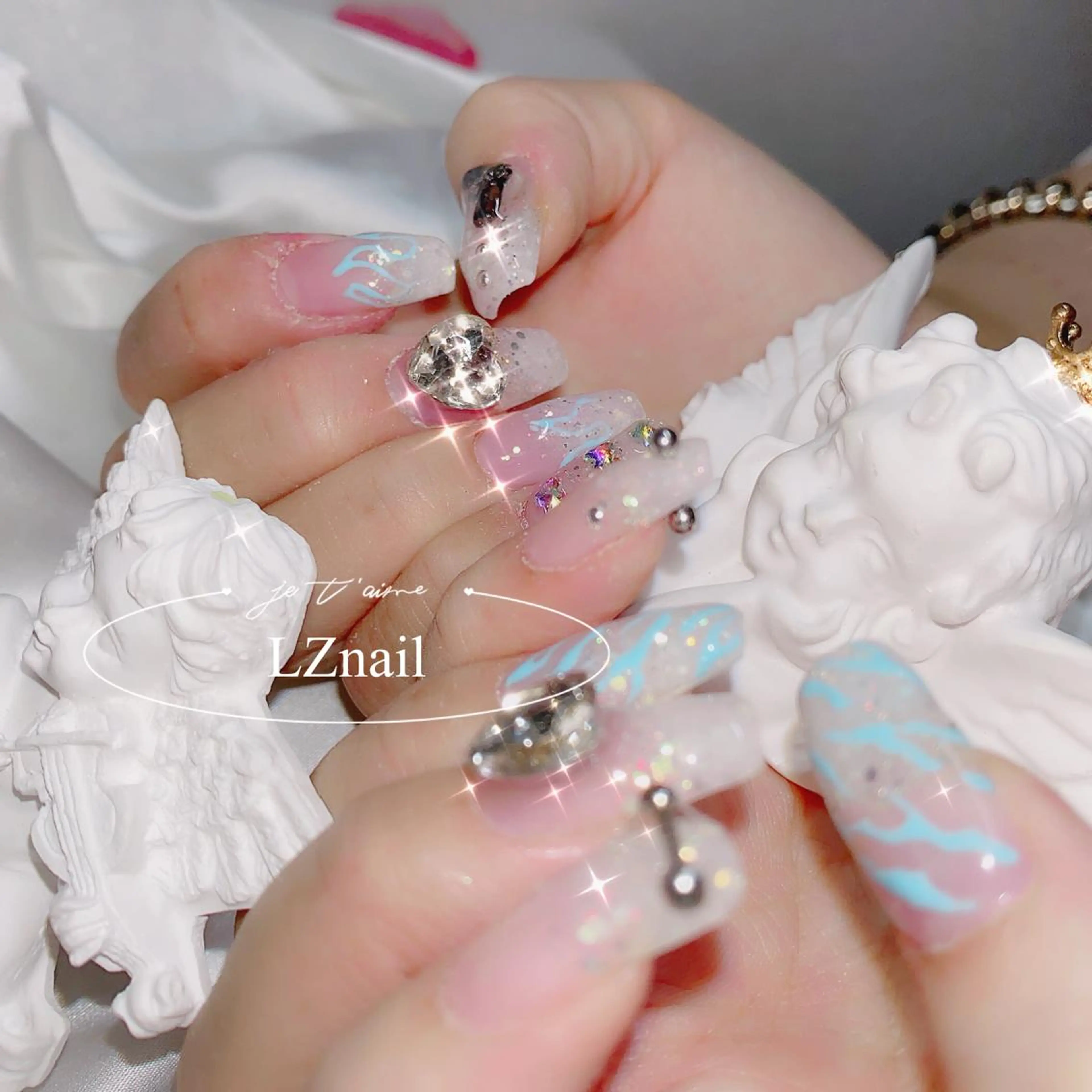 ネイル 🌖す い🌒のネイルデザイン