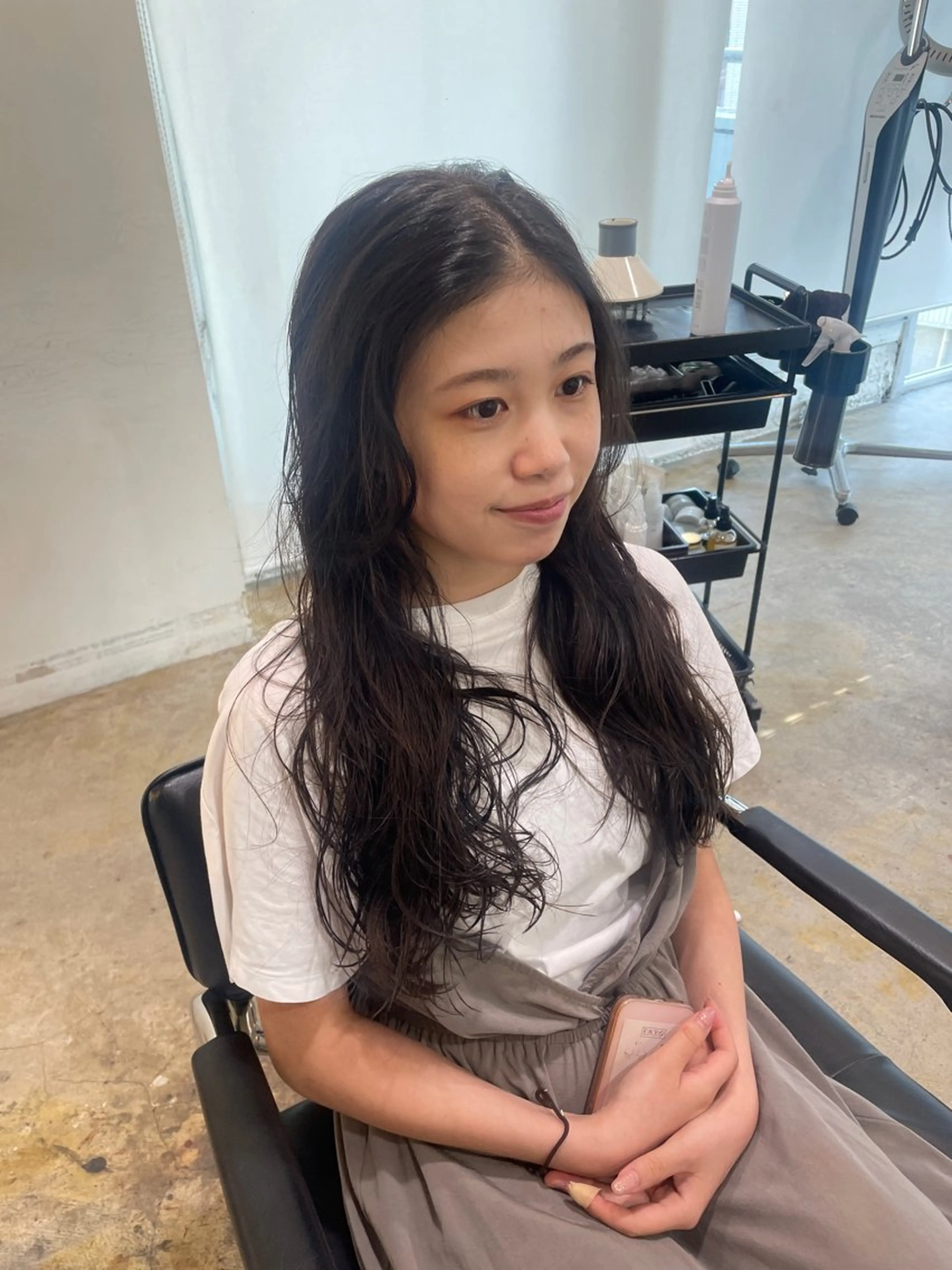 ロング カラー パーマ カット パーマ トリートメント RIN／韓国ヘア レイヤーカットのヘアスタイル