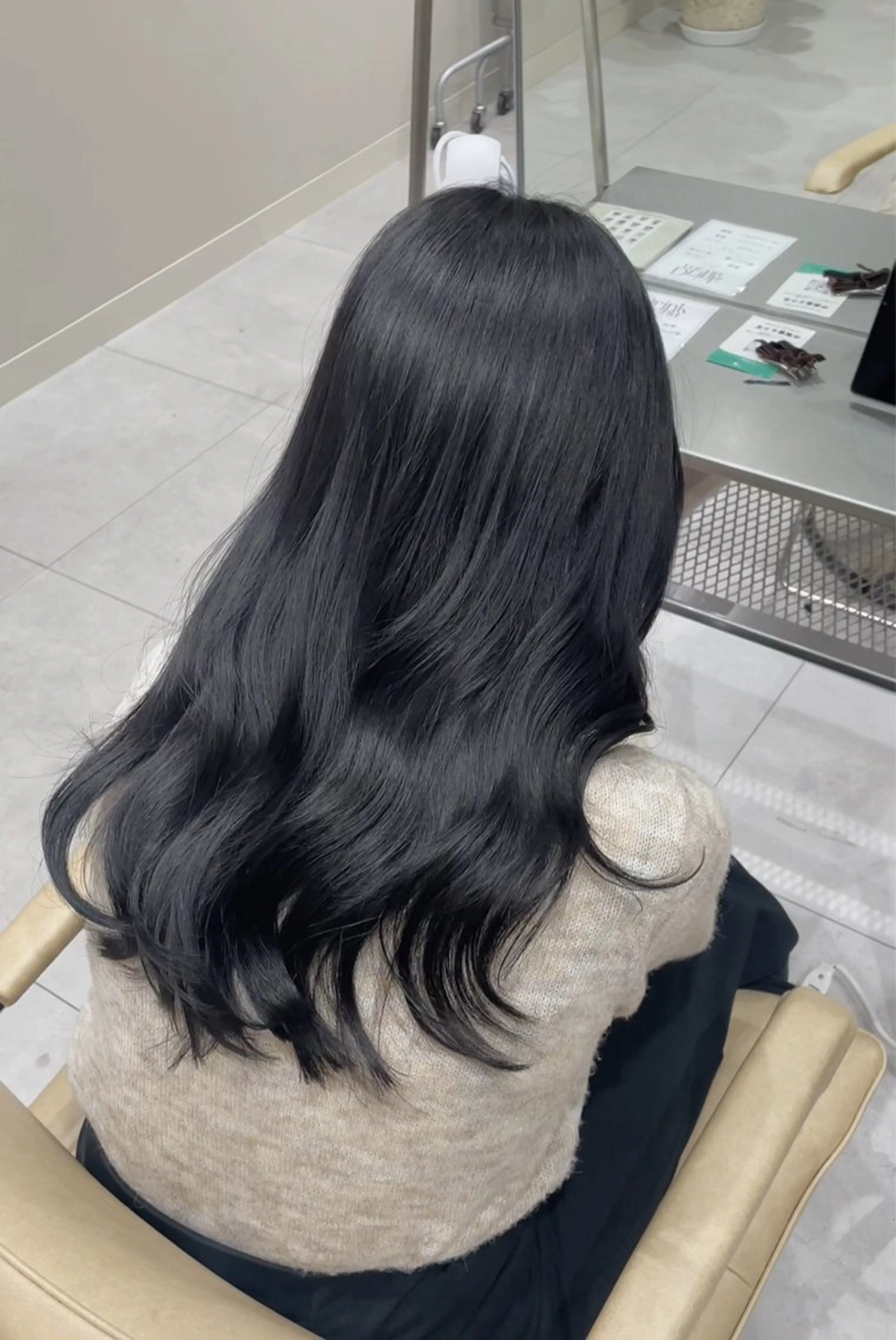 【ミニモ限定メニュー✨】透明感カラー🫧＋カットの写真