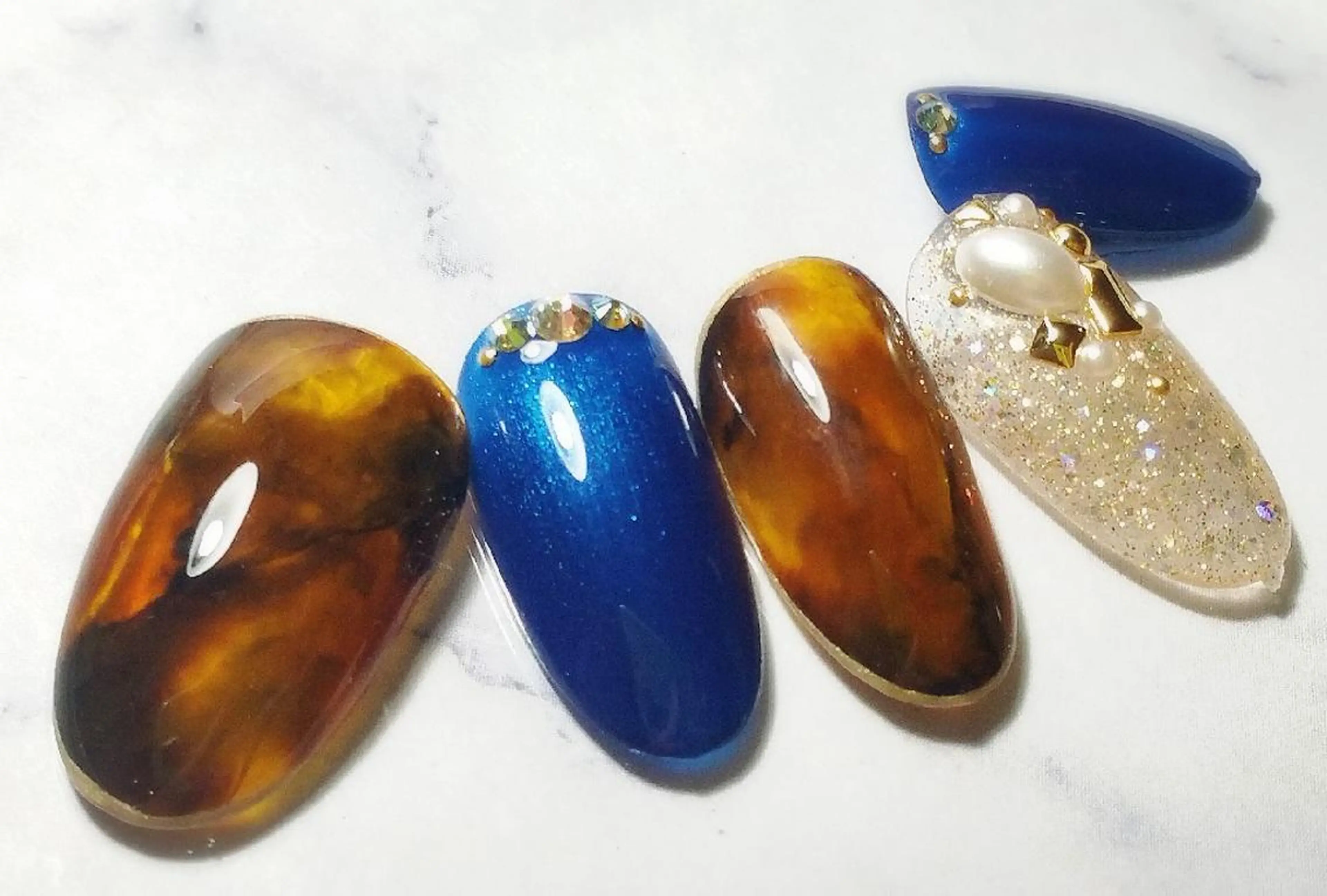 ネイル ハンドネイル 柴田 彩のネイルデザイン