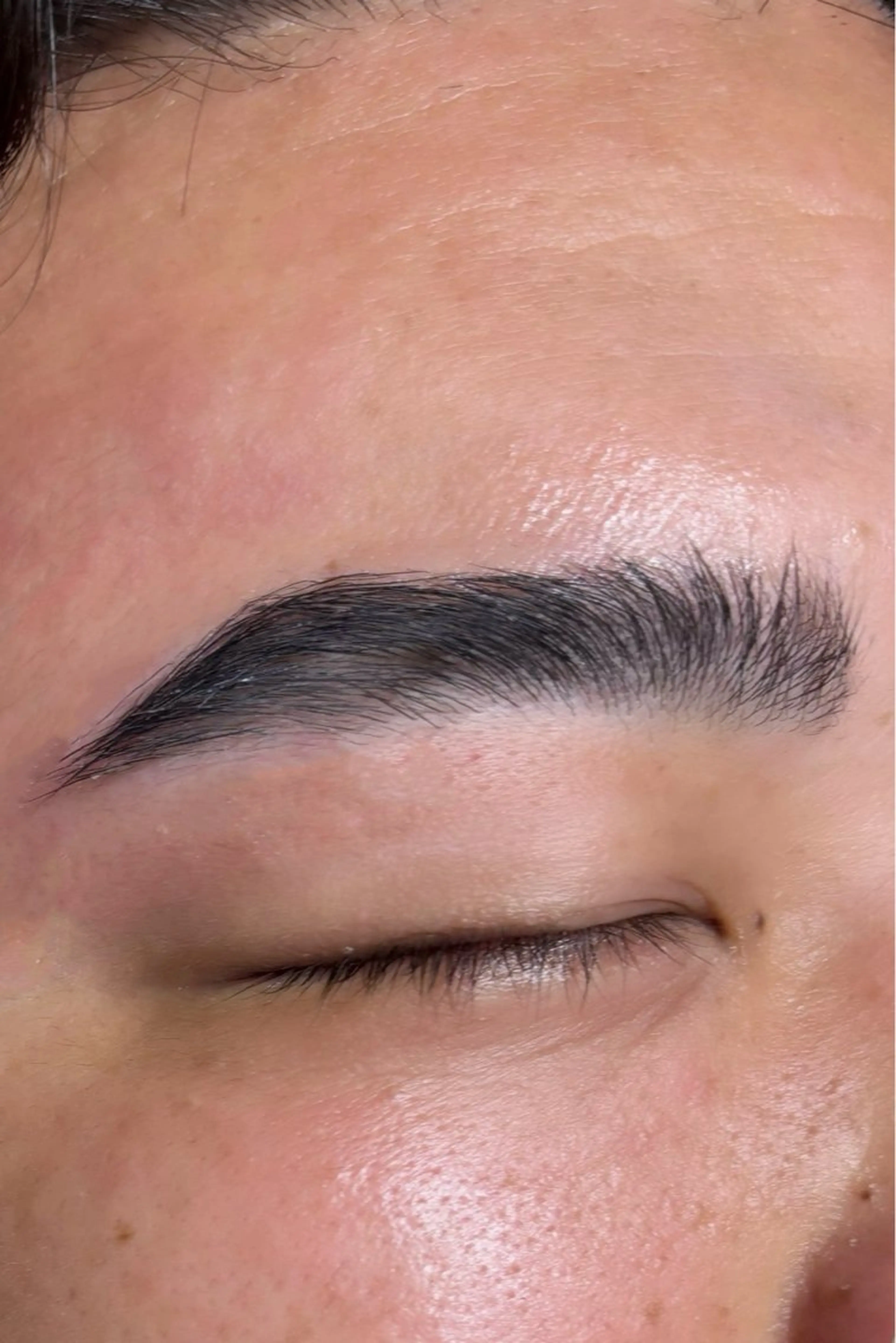 メンズ アイブロウ ビジネス メンズパーマ メンズアイブロウ 眉毛ワックス脱毛 ワックス脱毛 眉カット その他(アイブロウ) ケアサロントトノエドコロ所属・倉敷駅前アイリスト Yuiのマツエク・マツパデザイン