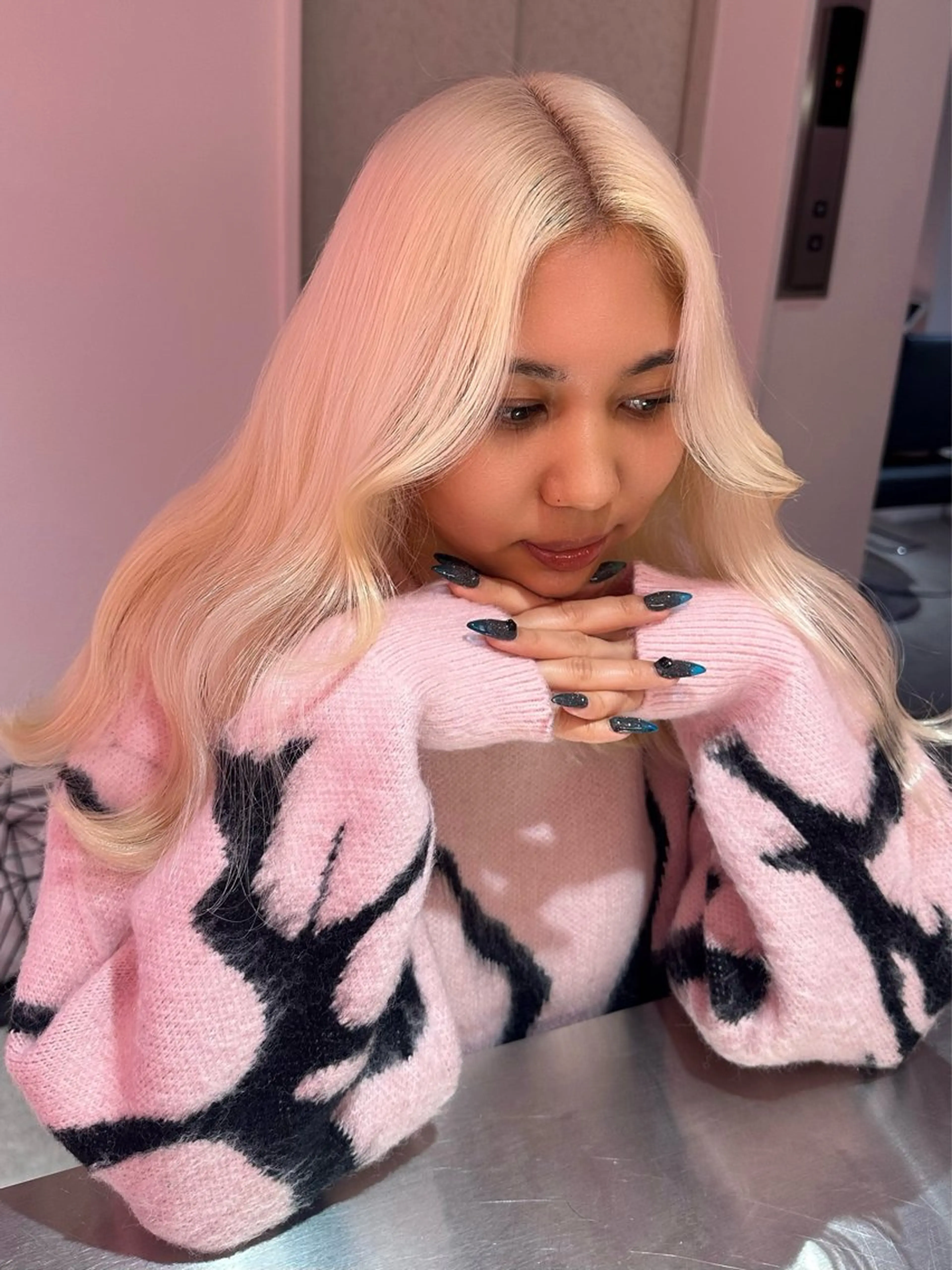 ロング ブリーチカラー 特化/MAHIROのヘアスタイル