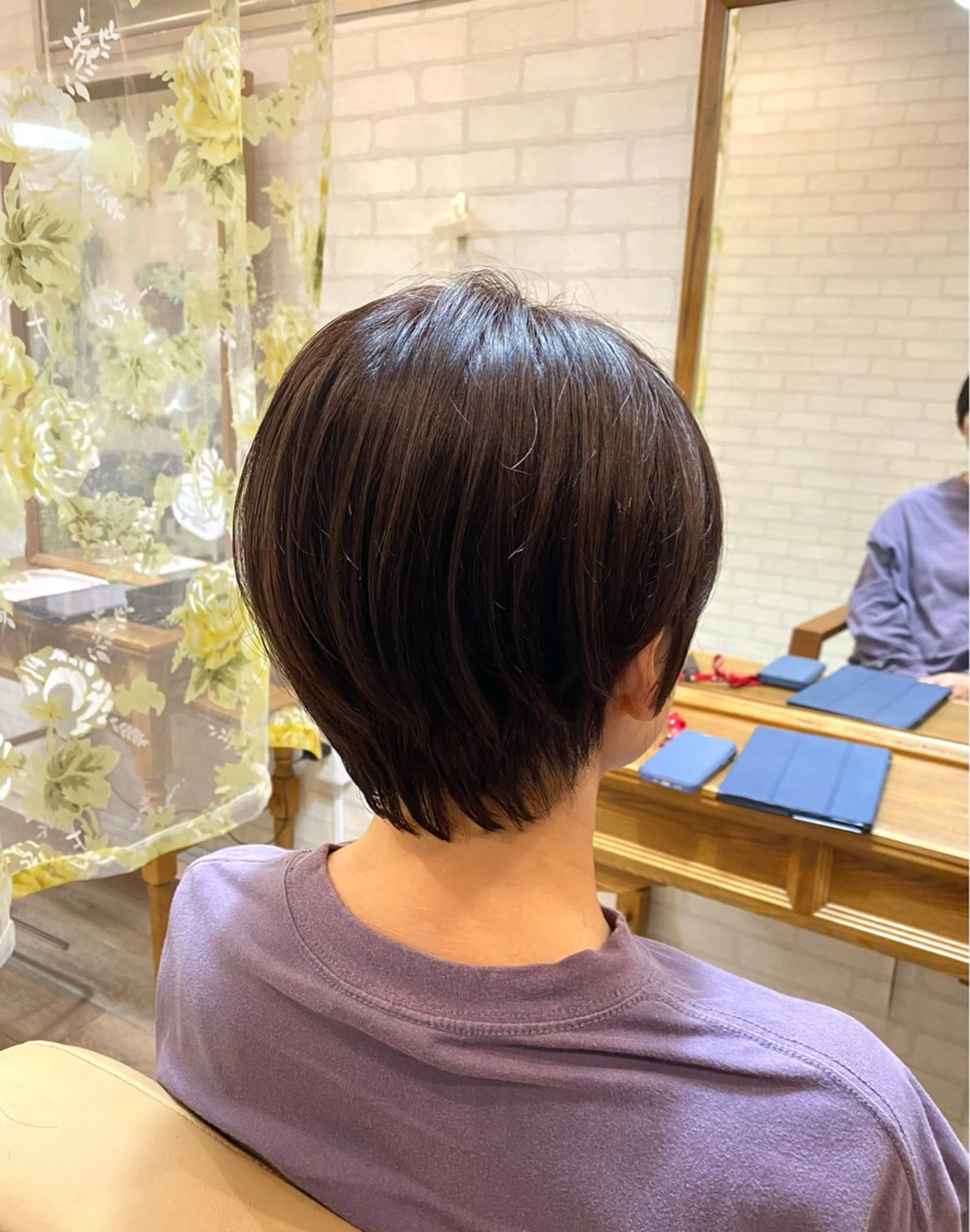 ショート カラー Aujuaソムリエ 🎨‎♡HARUのヘアスタイル