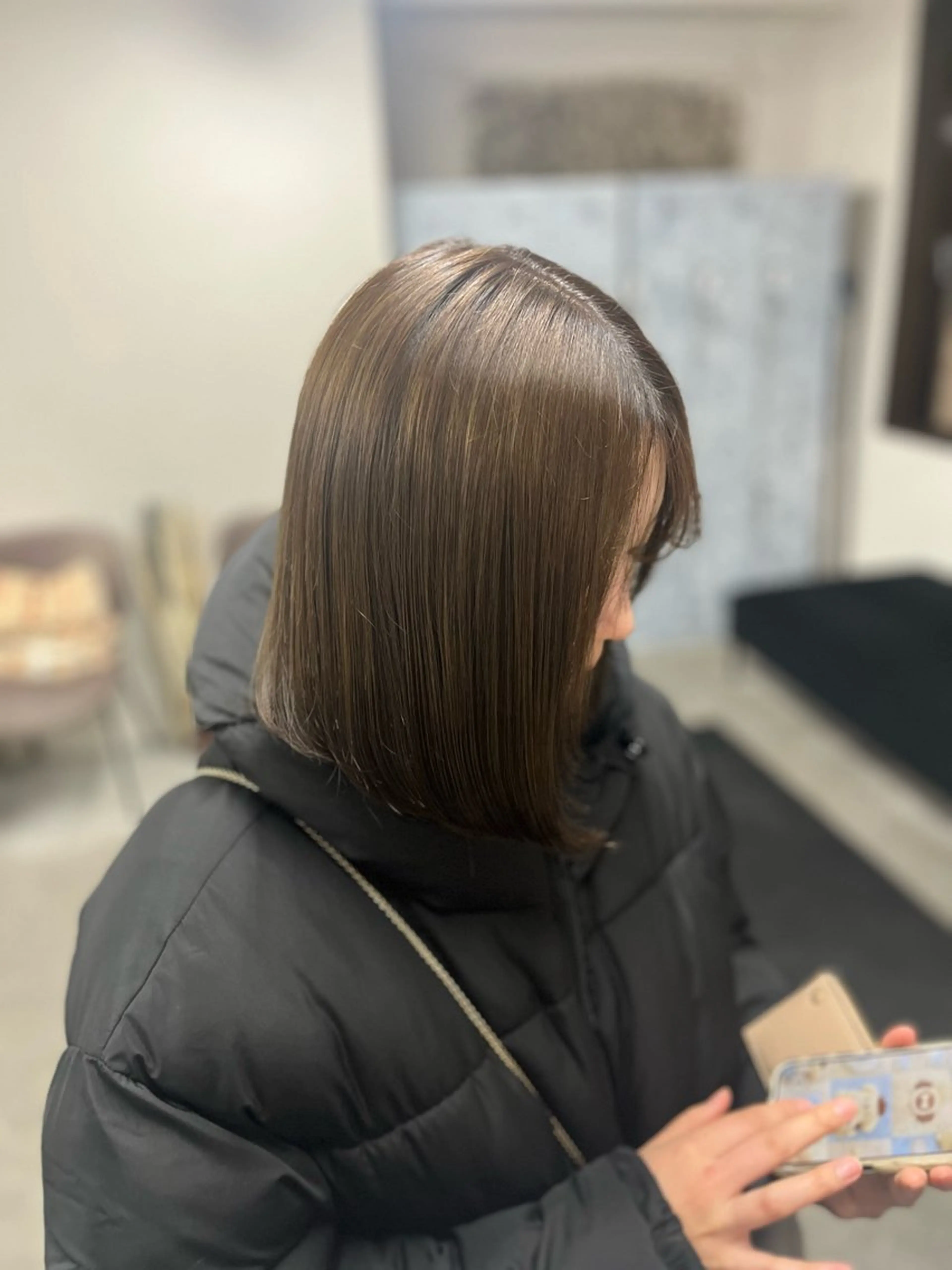 カラー nico 麻生 花輪 美優のヘアスタイル