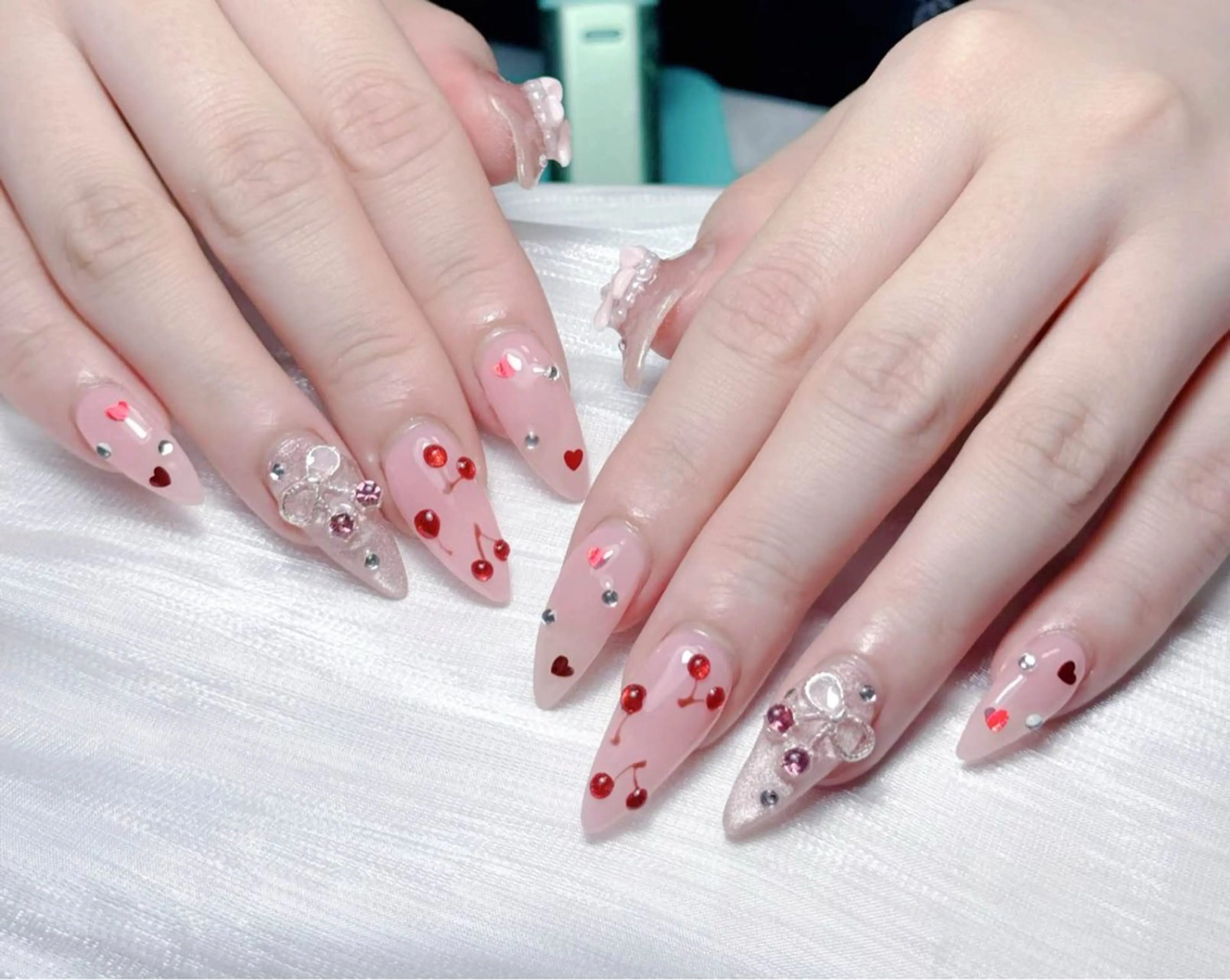 ネイル 小島 千尋のネイルデザイン