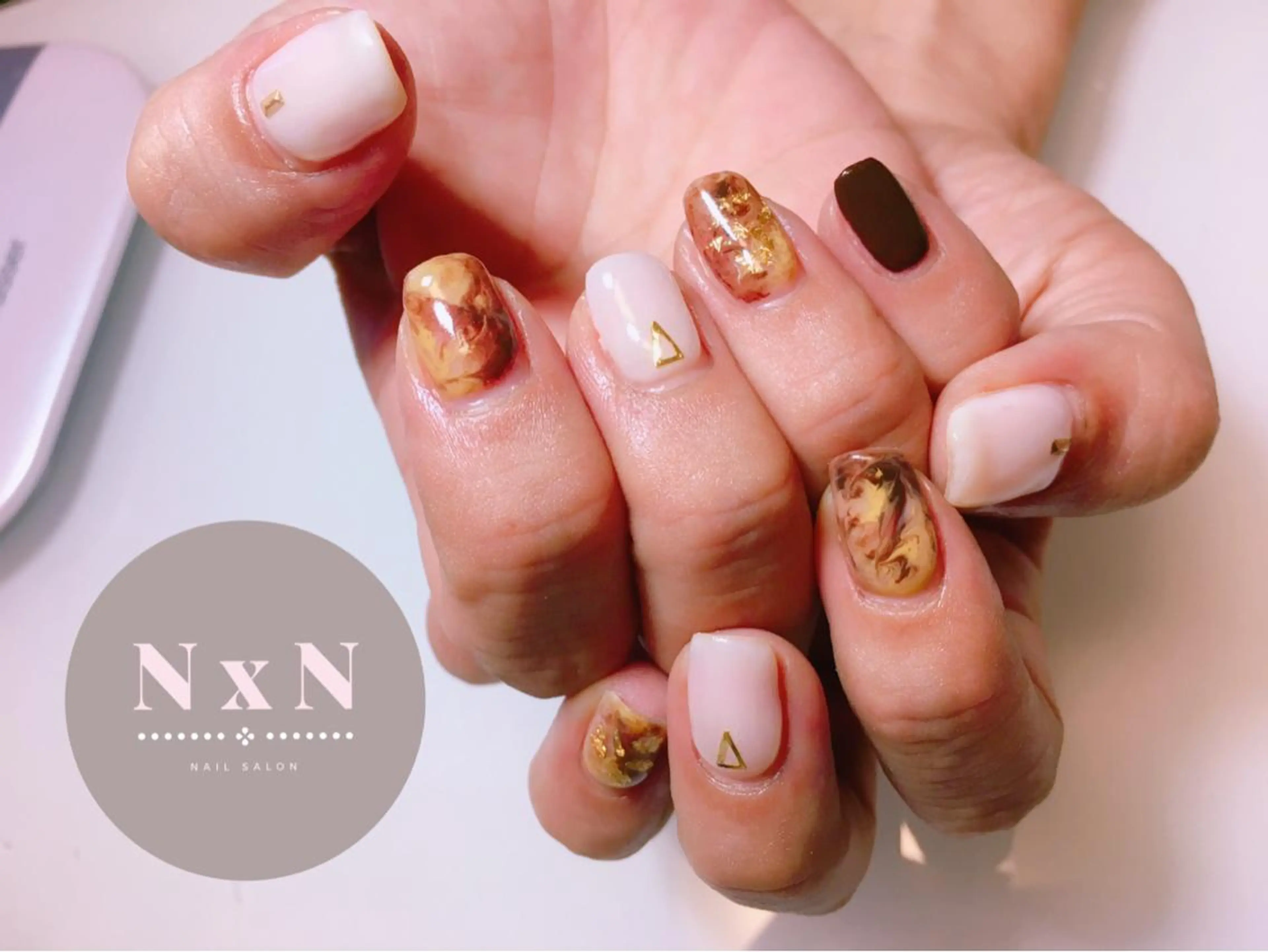 ネイル べっ甲ネイル ハンドネイル nail salon N×Nのネイルデザイン