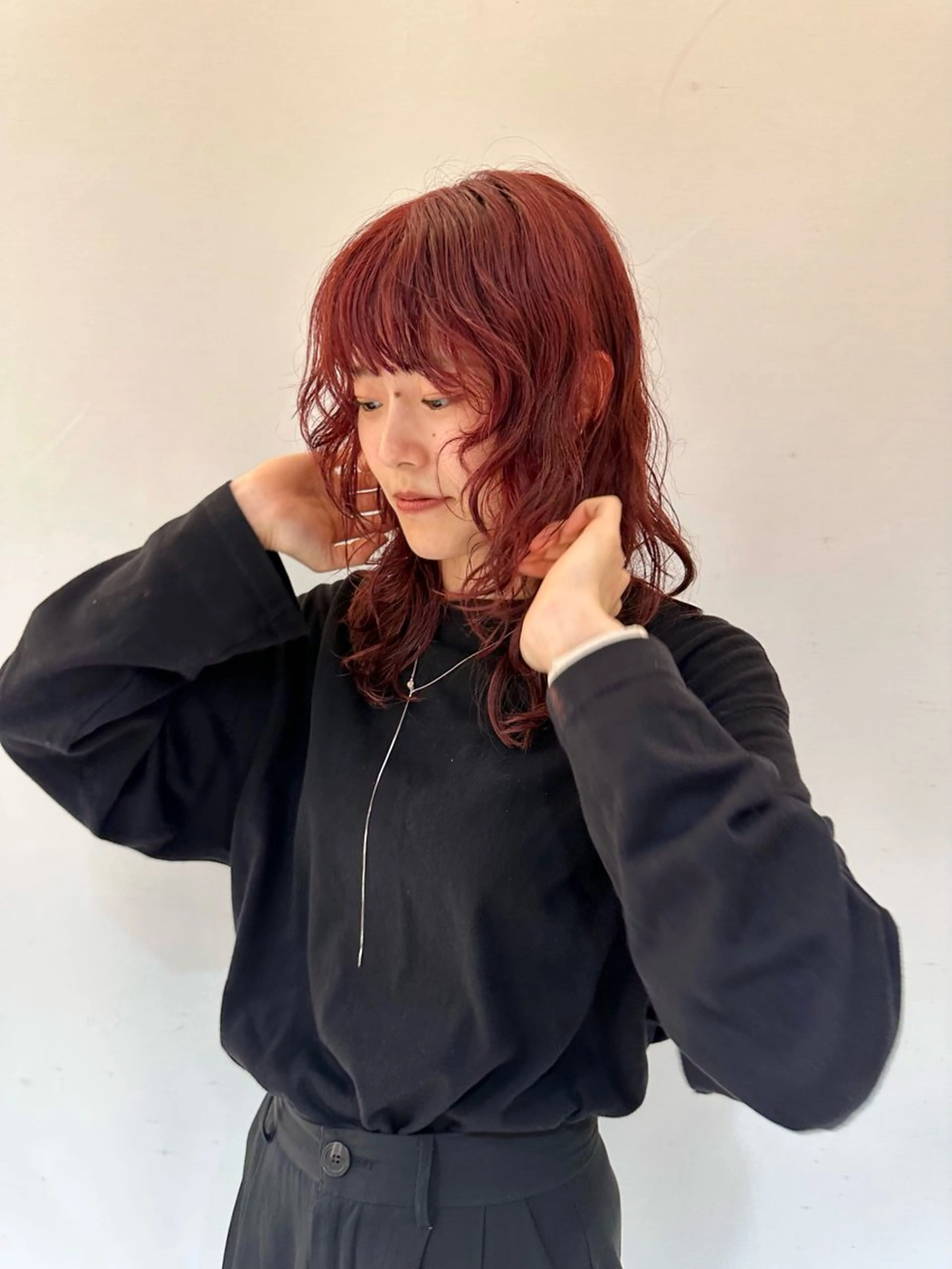 セミロング 青木龍樹/パーマモデ ル/似合わせパーマのヘアスタイル