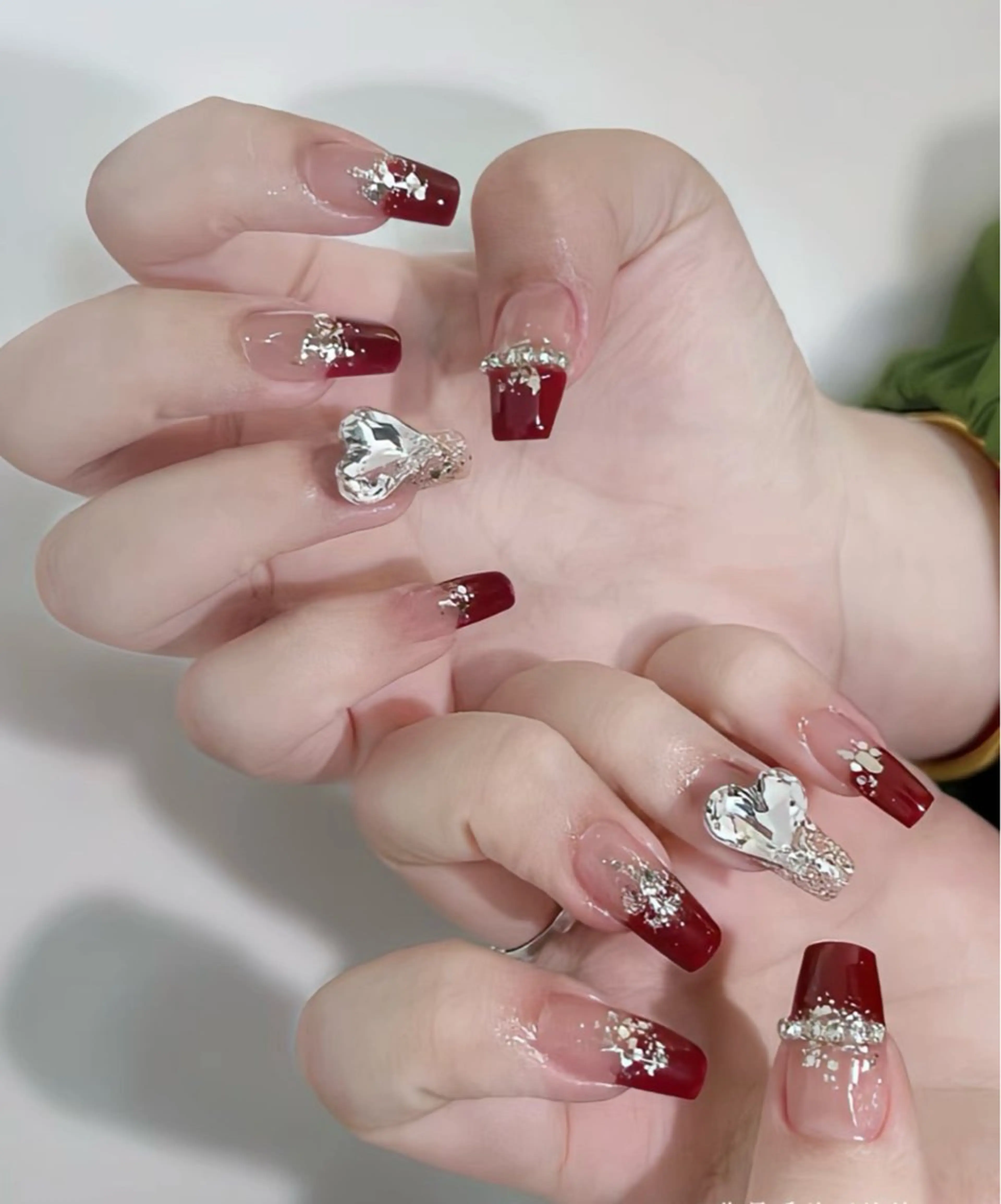ネイル ハンドネイル 🎀 NaNa_nailのネイルデザイン