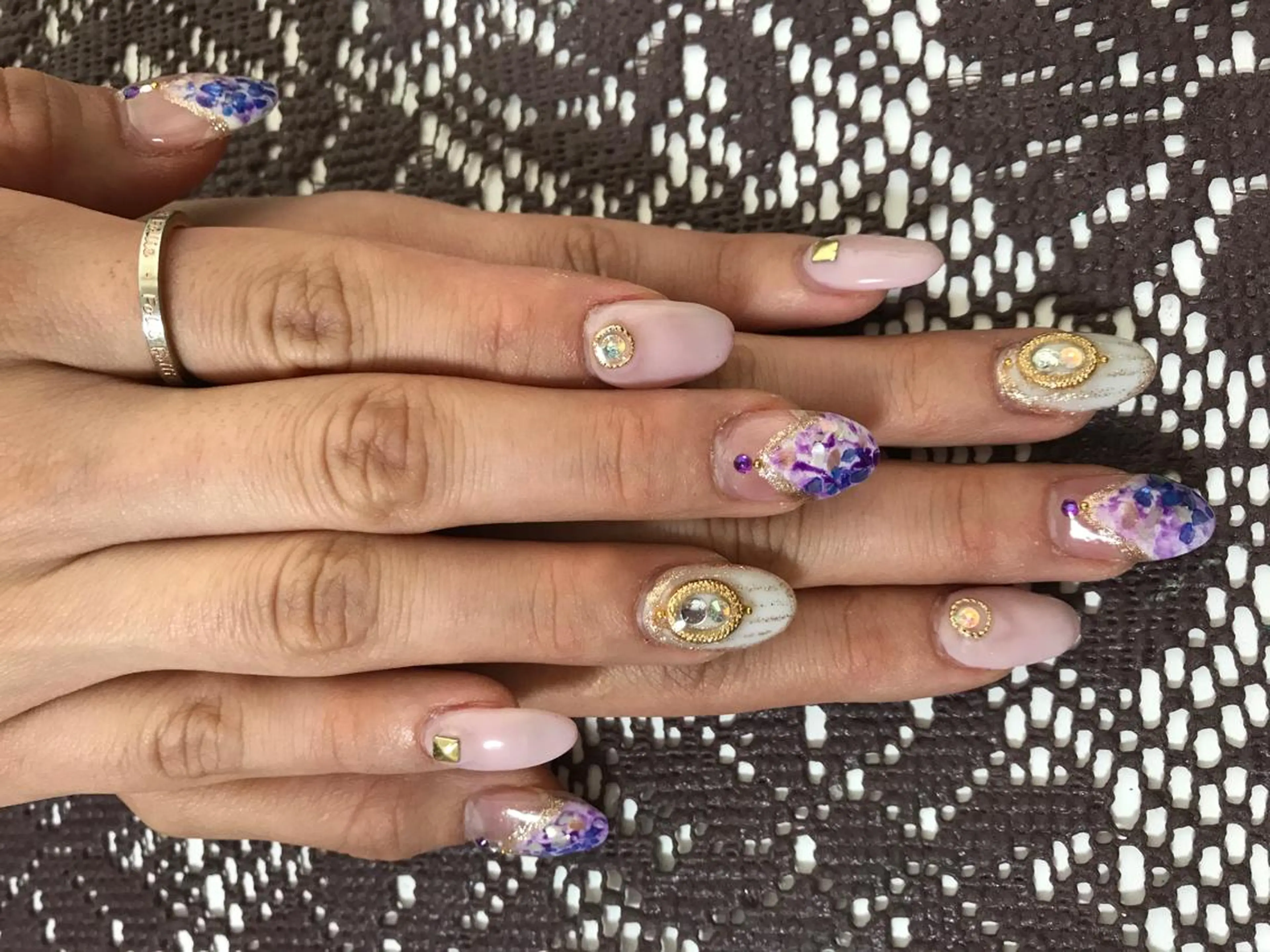 ネイル 藤 あやのネイルデザイン