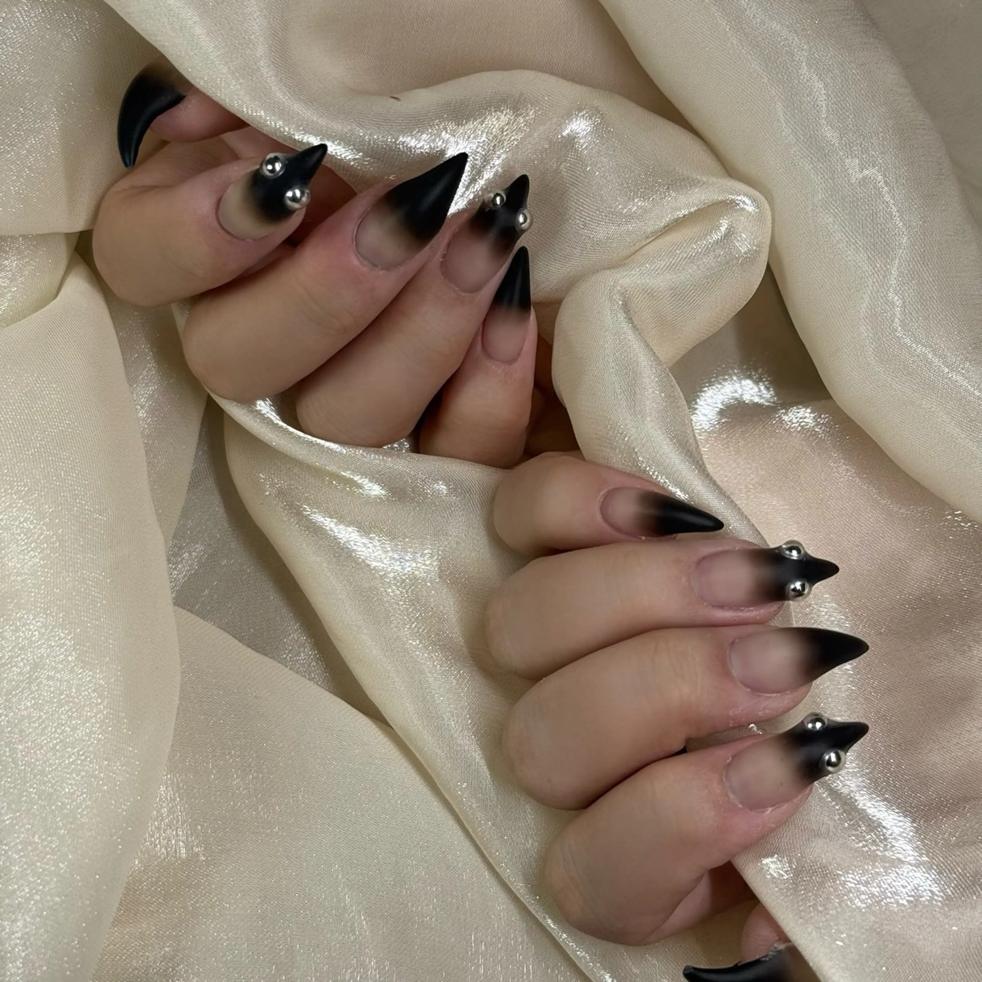 ネイル ハンドネイル Amour Nail salonのネイルデザイン