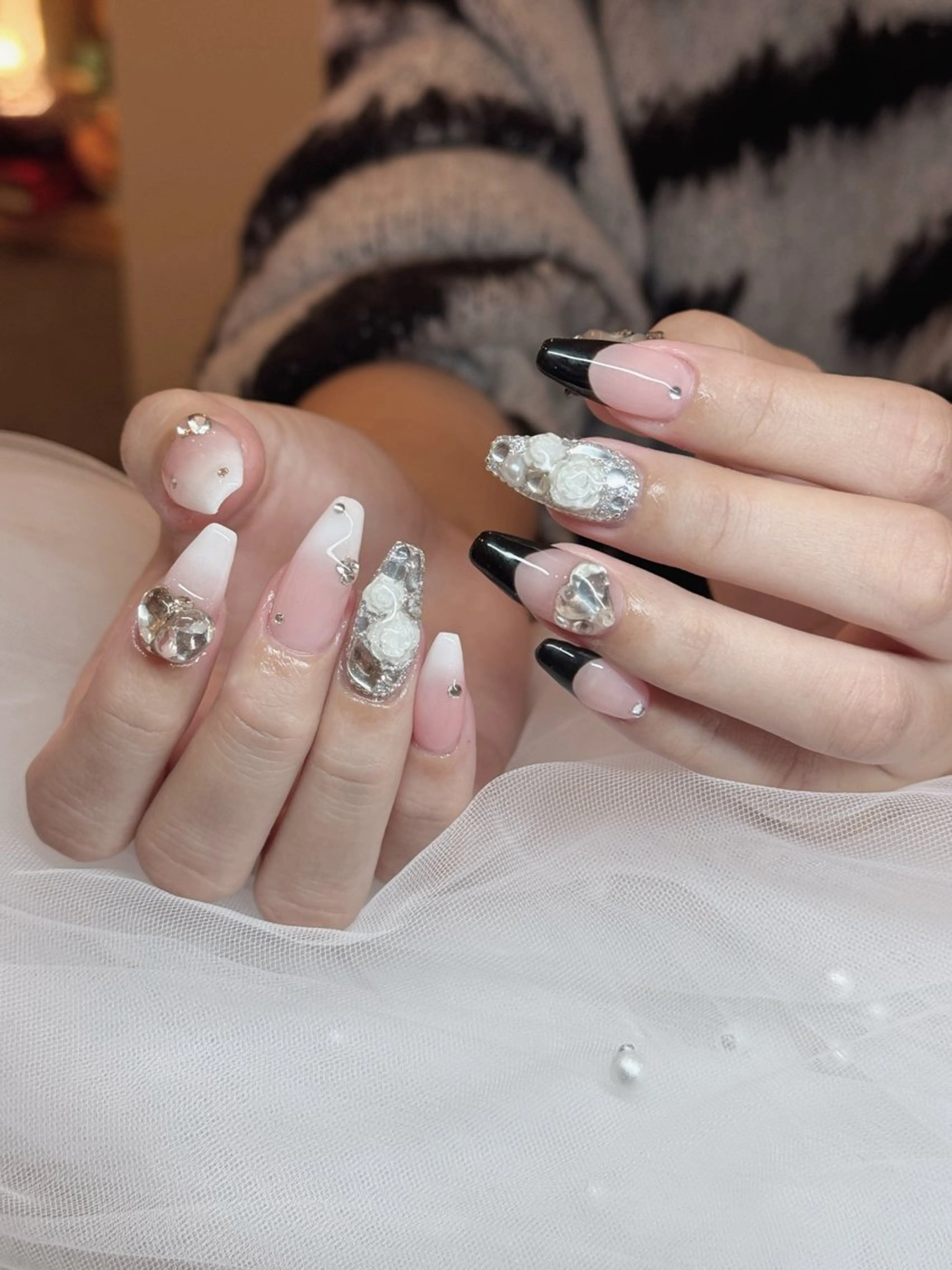 ネイル ボルドー ブラウン チークネイル ドット フットネイル ハンドネイル RUBY Nail 日暮里店のネイルデザイン