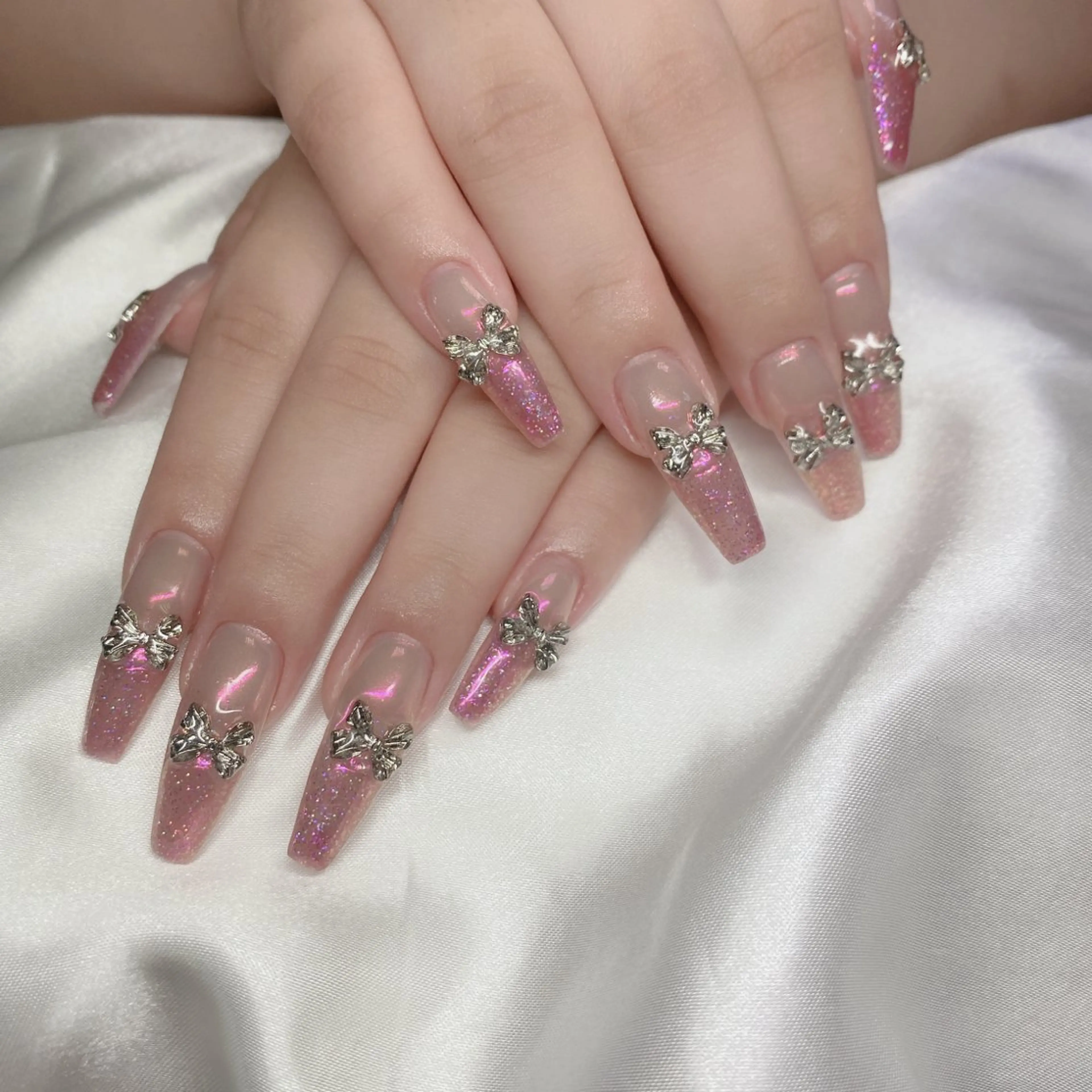 ネイル ハンドネイル ハンドケア UniqueNail 長さだし専門店のネイルデザイン