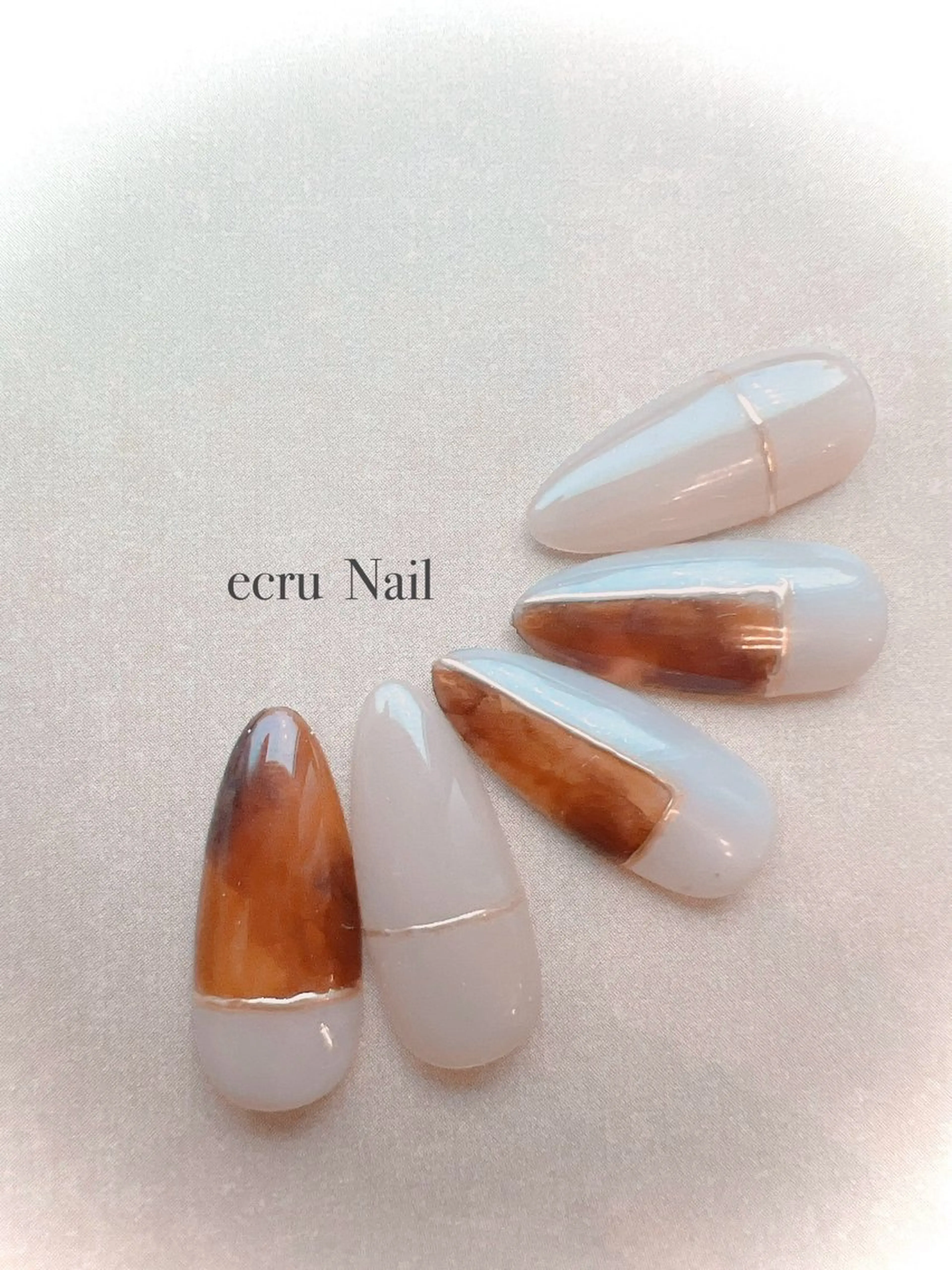 ネイル ecru Nailのネイルデザイン