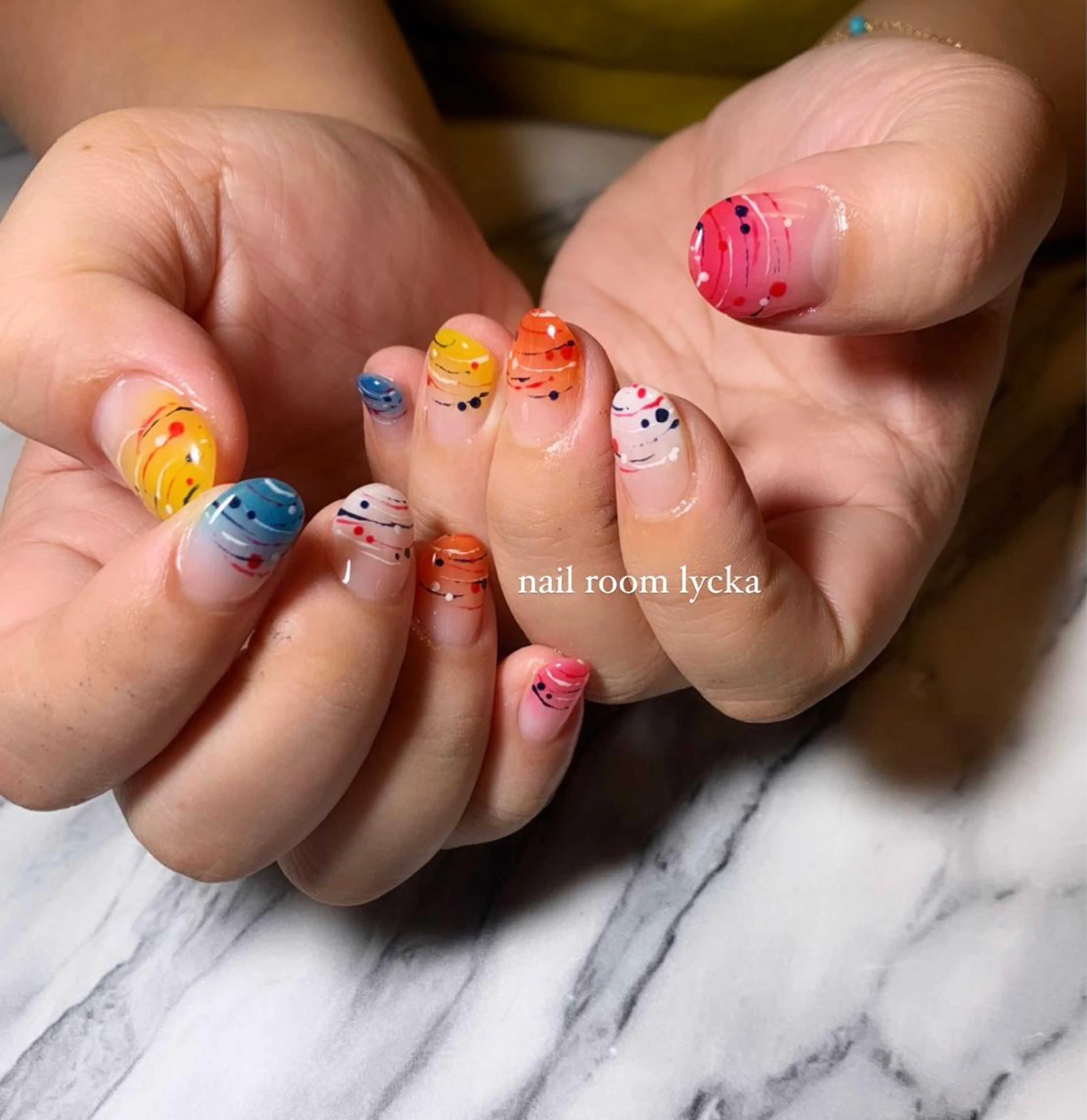 ネイル ﾈｲﾙﾙｰﾑﾘｯｶ 𝐦𝐚𝐲𝐮のネイルデザイン