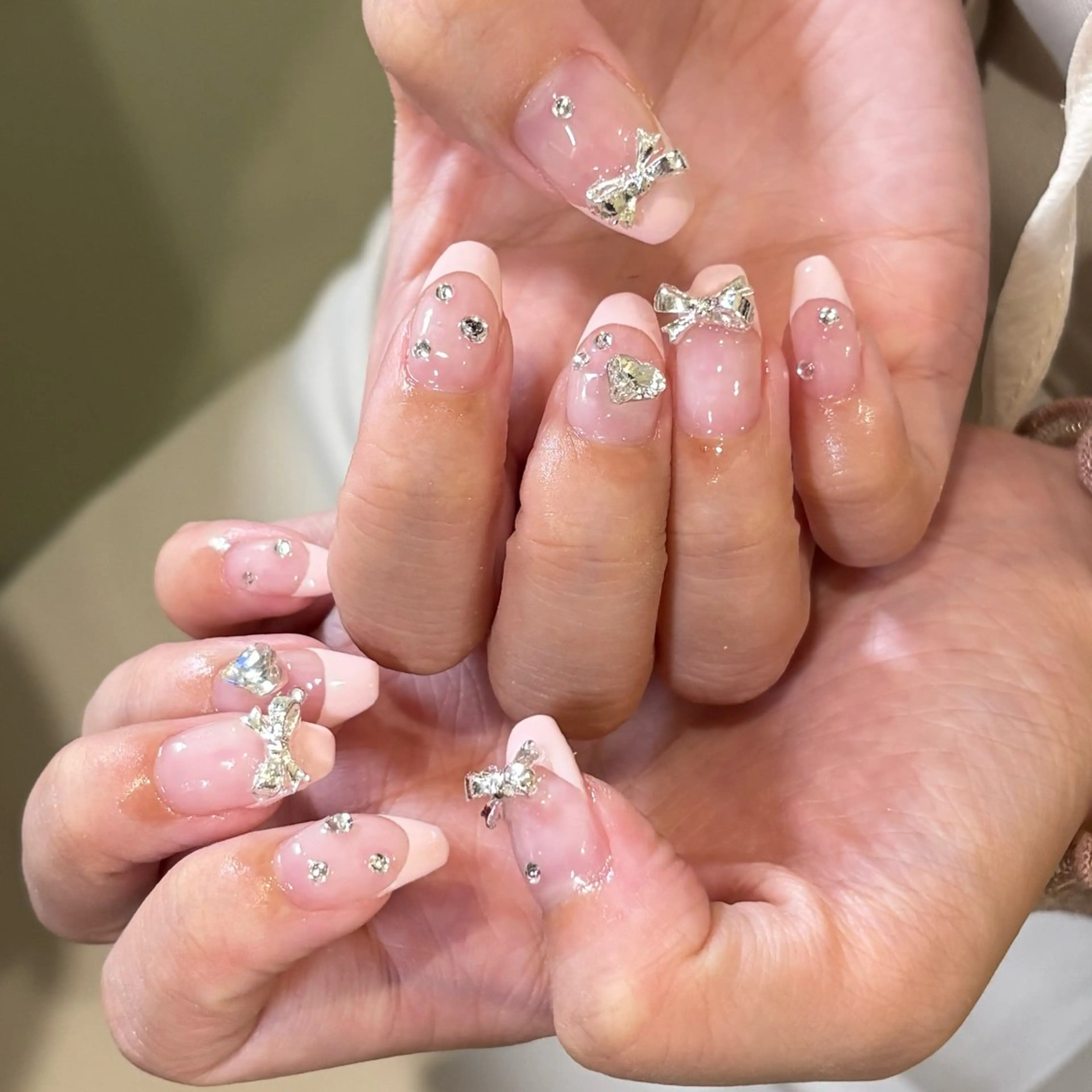 ネイル フレンチネイル meRK 🦋愛海のマツエク・マツパデザイン