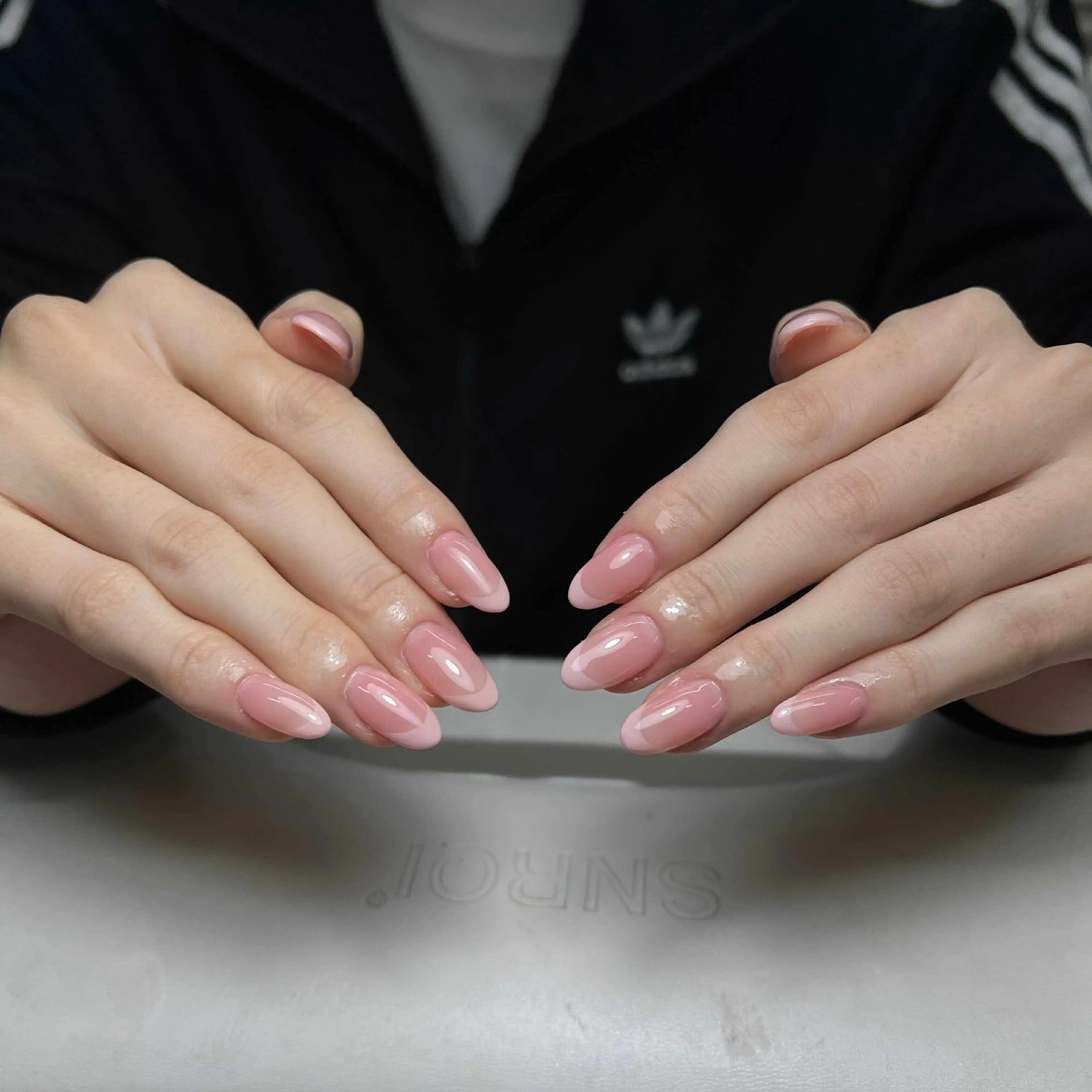 ネイル ハンドネイル いちご chan novaのネイルデザイン