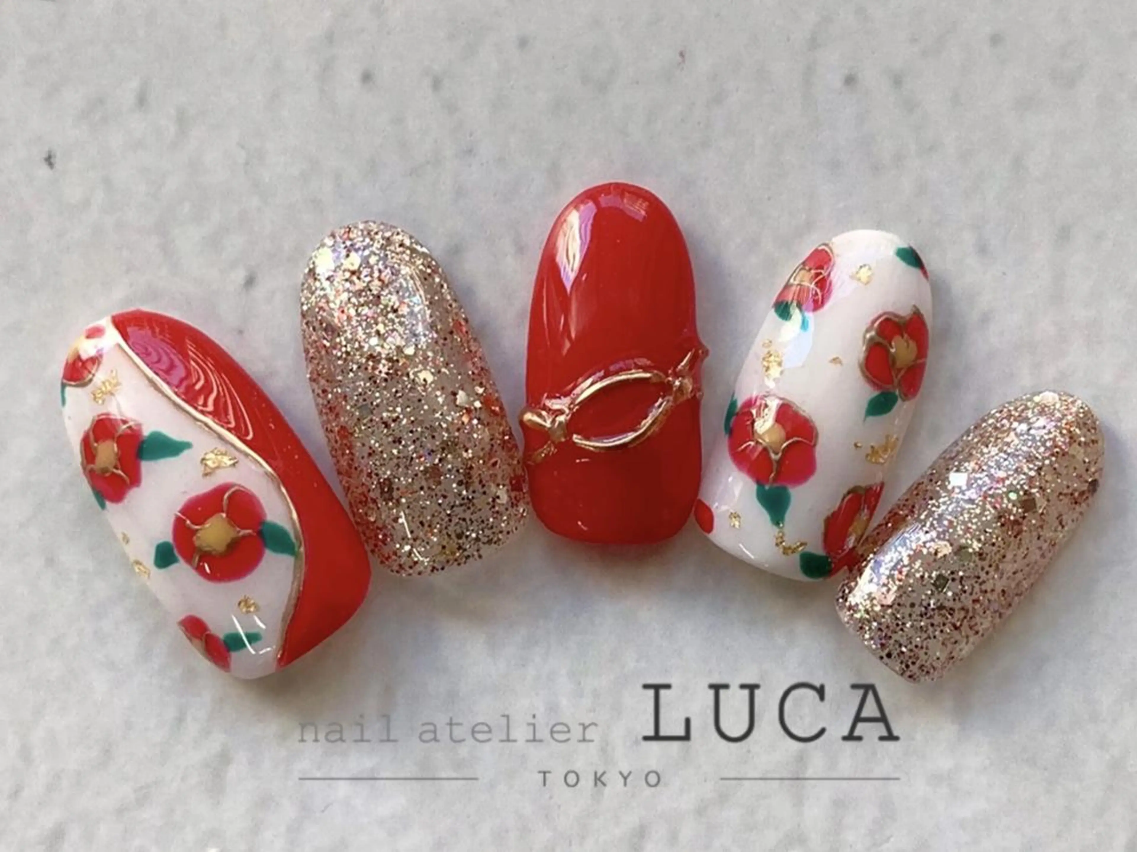 ネイル アートネイル オーロラネイル クリアネイル 長さ出し フットネイル ハンドネイル ネイルアトリエルカ スタッフのネイルデザイン