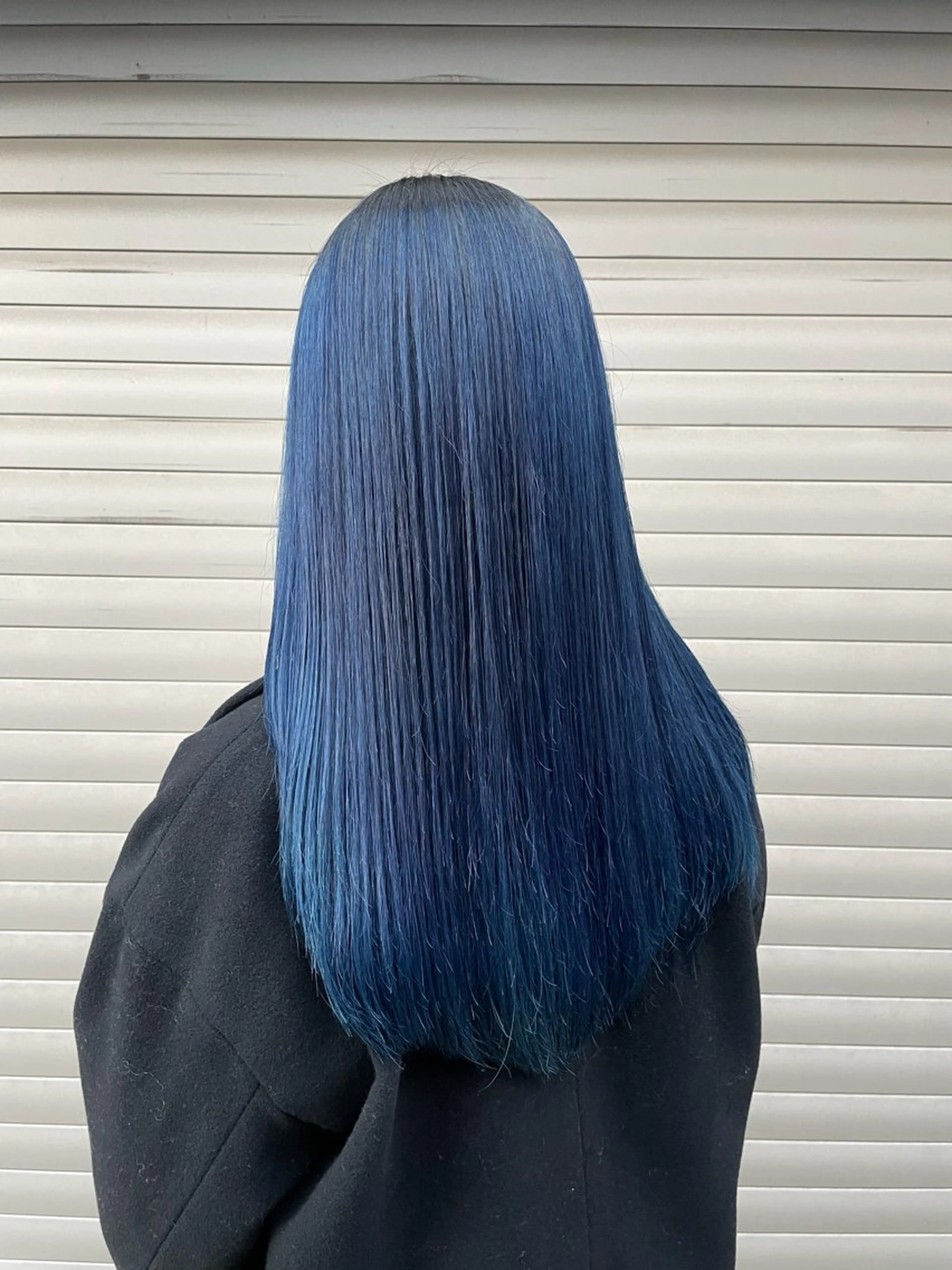 ロング カラー ブリーチ ブルーカラー ハイトーンカラー ブリーチ/レイヤー 💙ayame💙のヘアスタイル