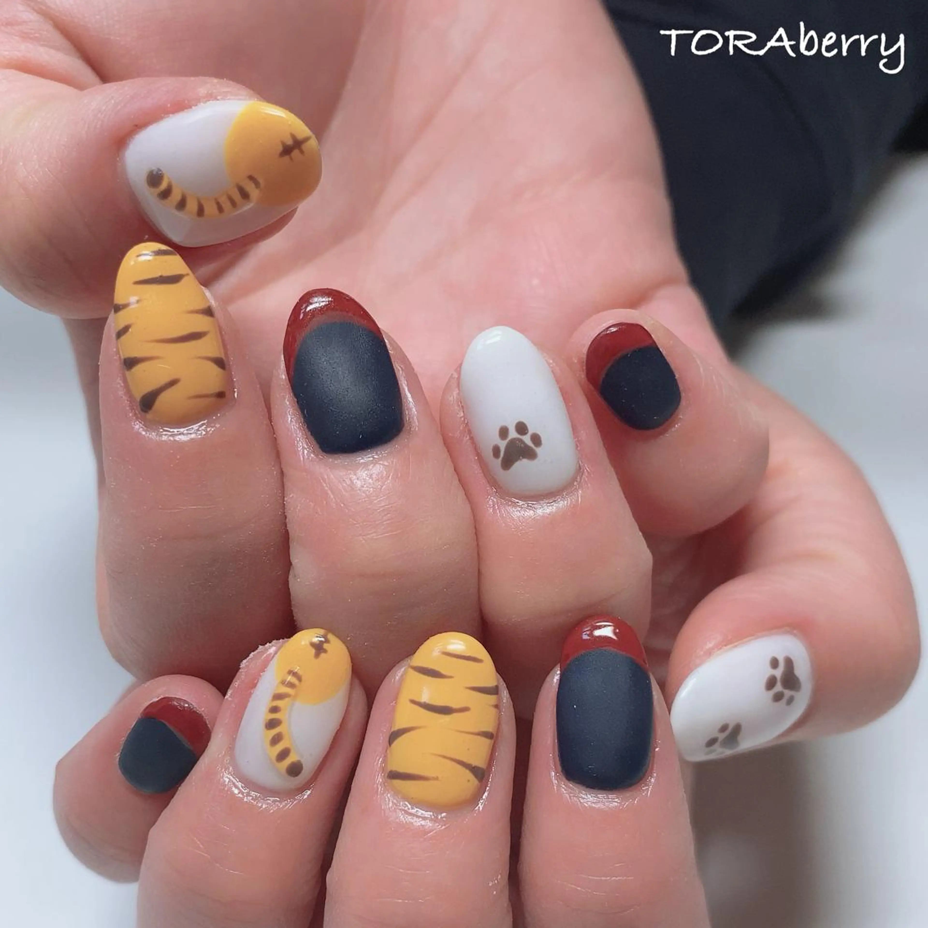 ネイル ハンドネイル ネイリスト なつみのネイルデザイン