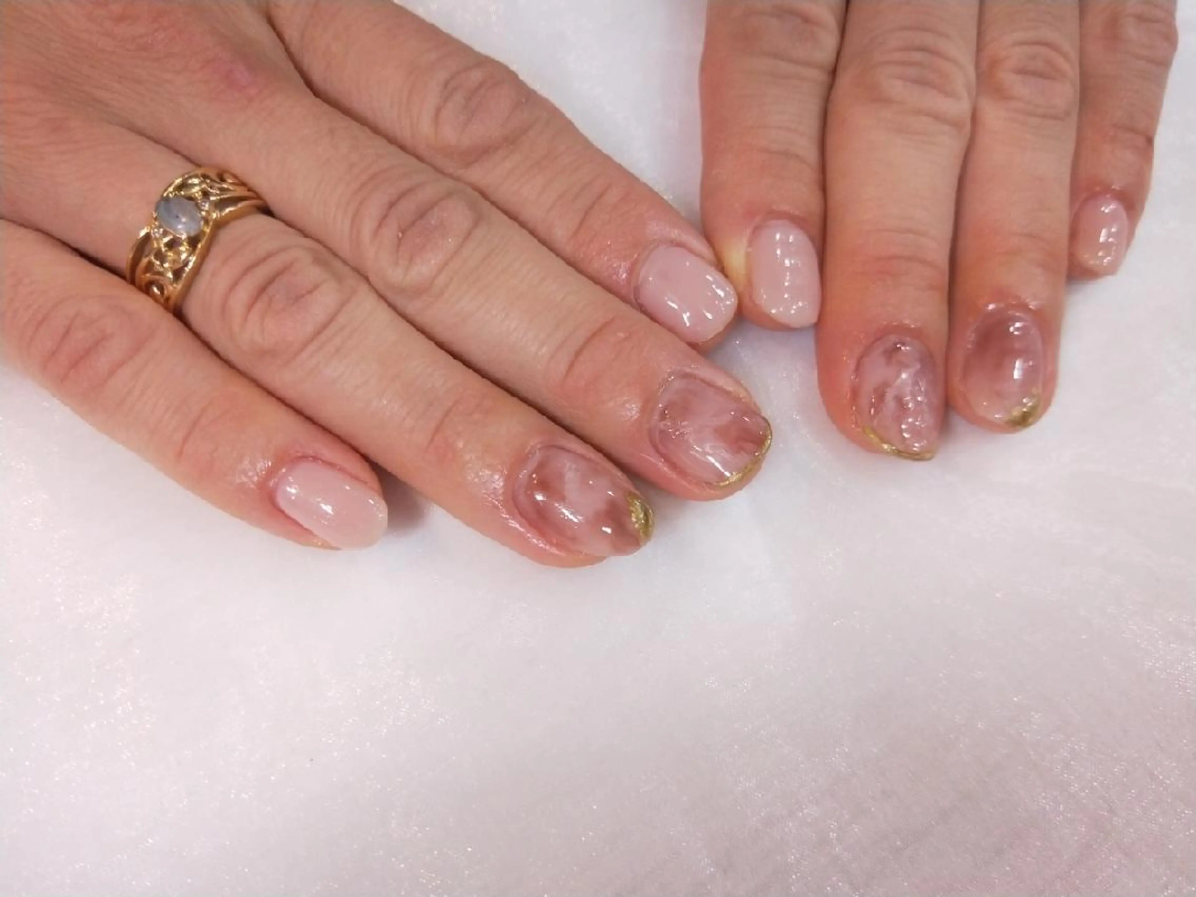 ネイル ハンドネイル ハンドケア R'well所属・はばすみれ🎀ﾈｲﾙ 光ﾌｪｲｼｬﾙ ﾍｱのネイルデザイン