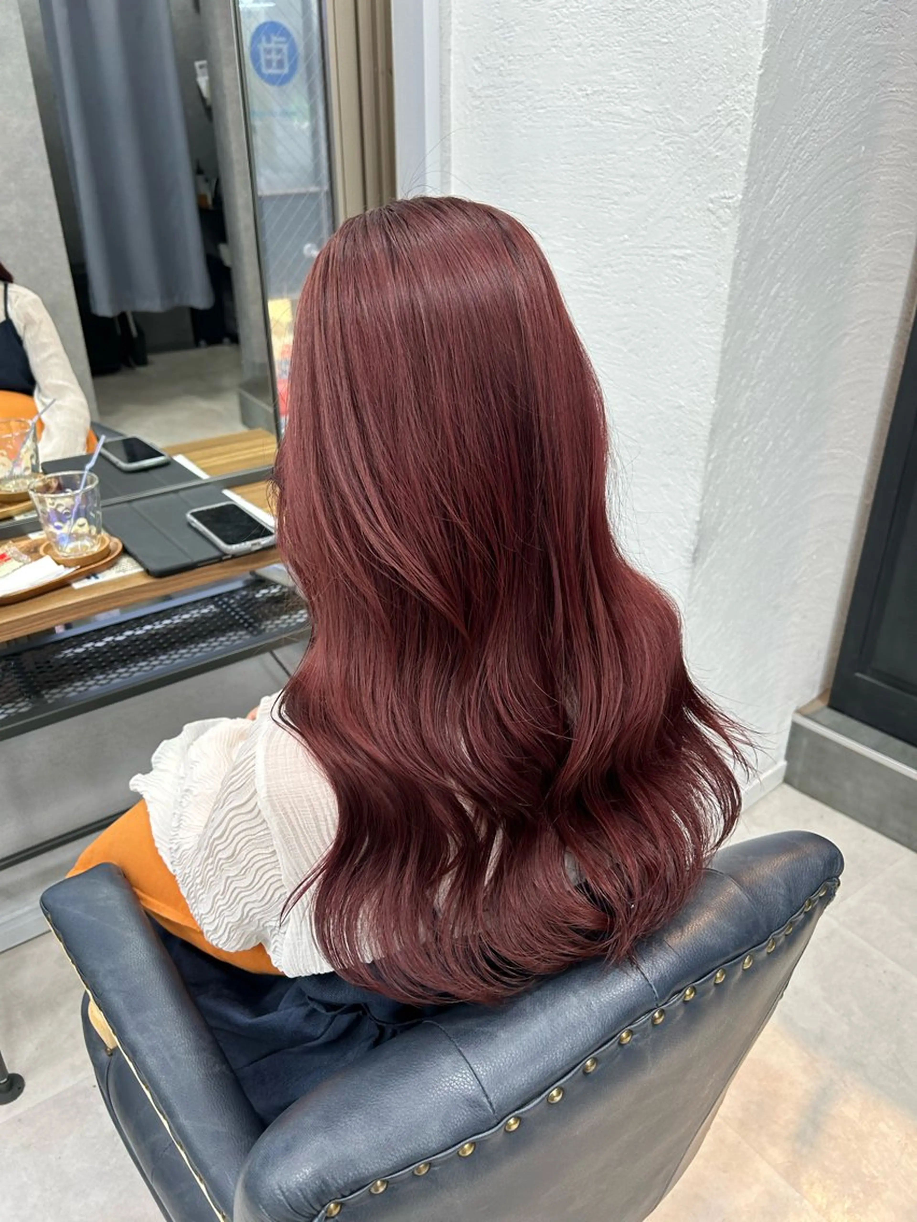 ロング カラー ブリーチ カット ヘアカラー トリートメント 幣 あや乃のヘアスタイル