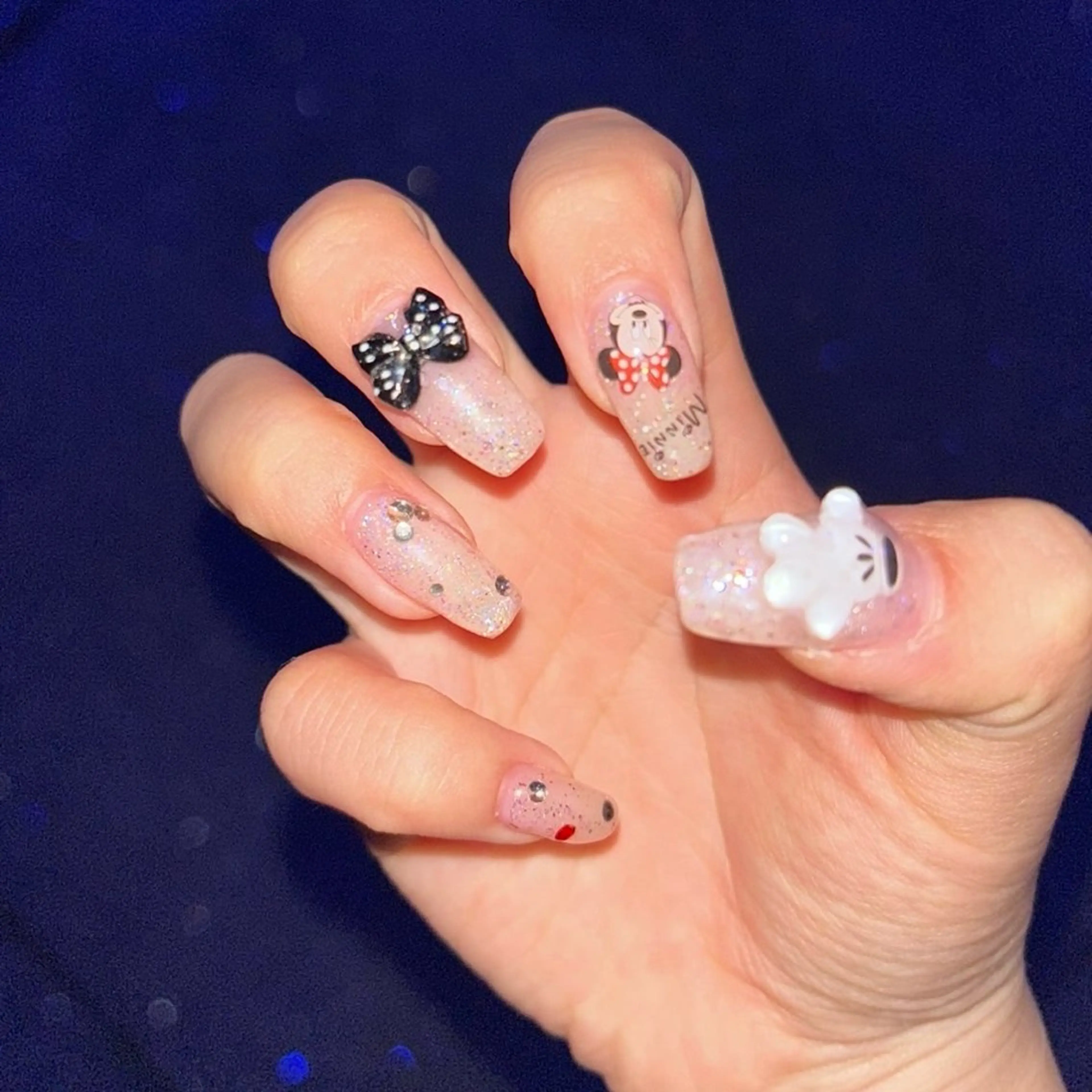 ミディアム 小川 柚香のネイルデザイン