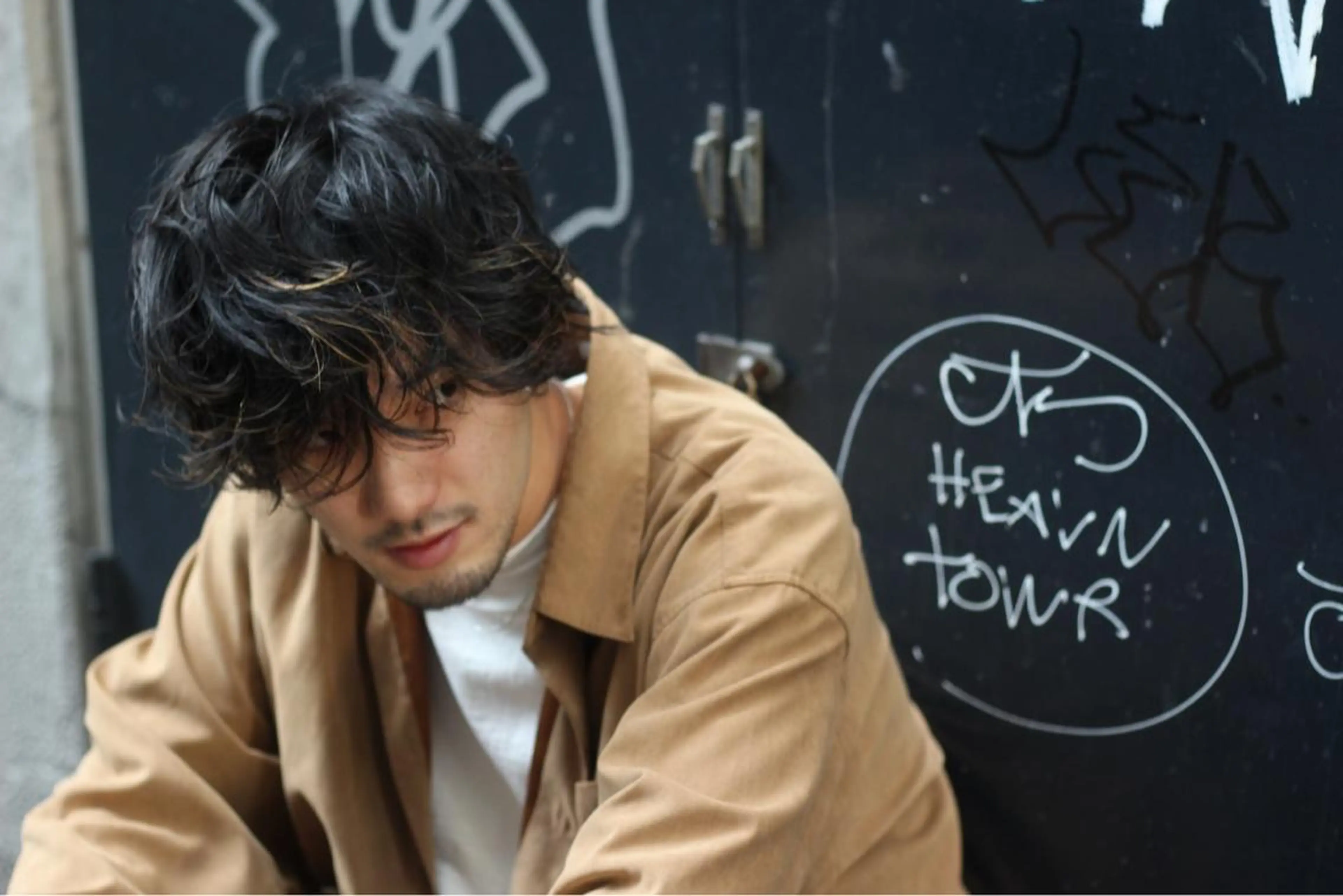 ミディアム パーマ メンズ ミディアムパーマ メンズパーマ カット パーマ ヘッドスパ ROW吉祥寺✨ 髪質改善TR&スパ✨のヘアスタイル