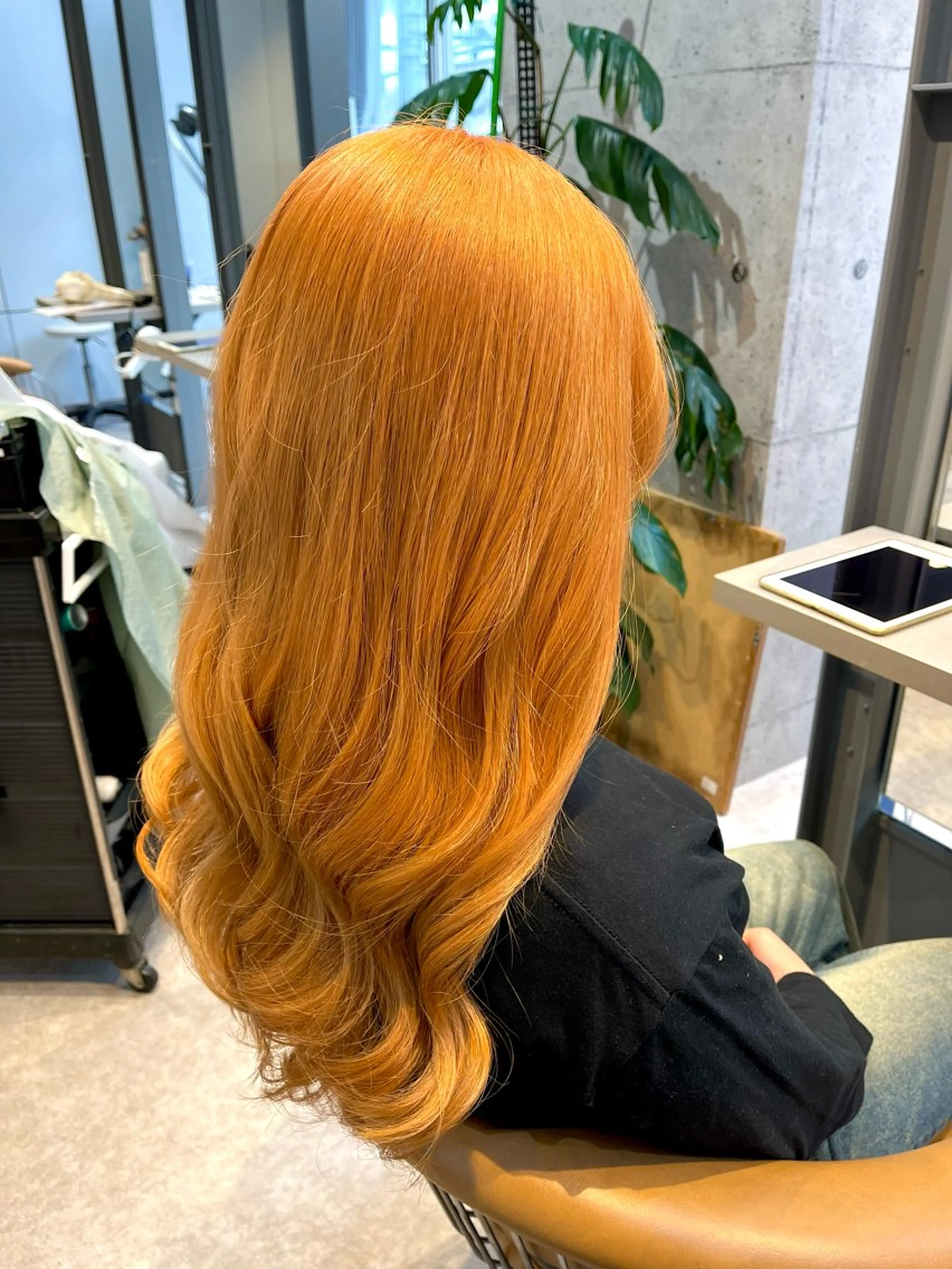 ロング カラー ヘアカラー うしだ かおるのヘアスタイル