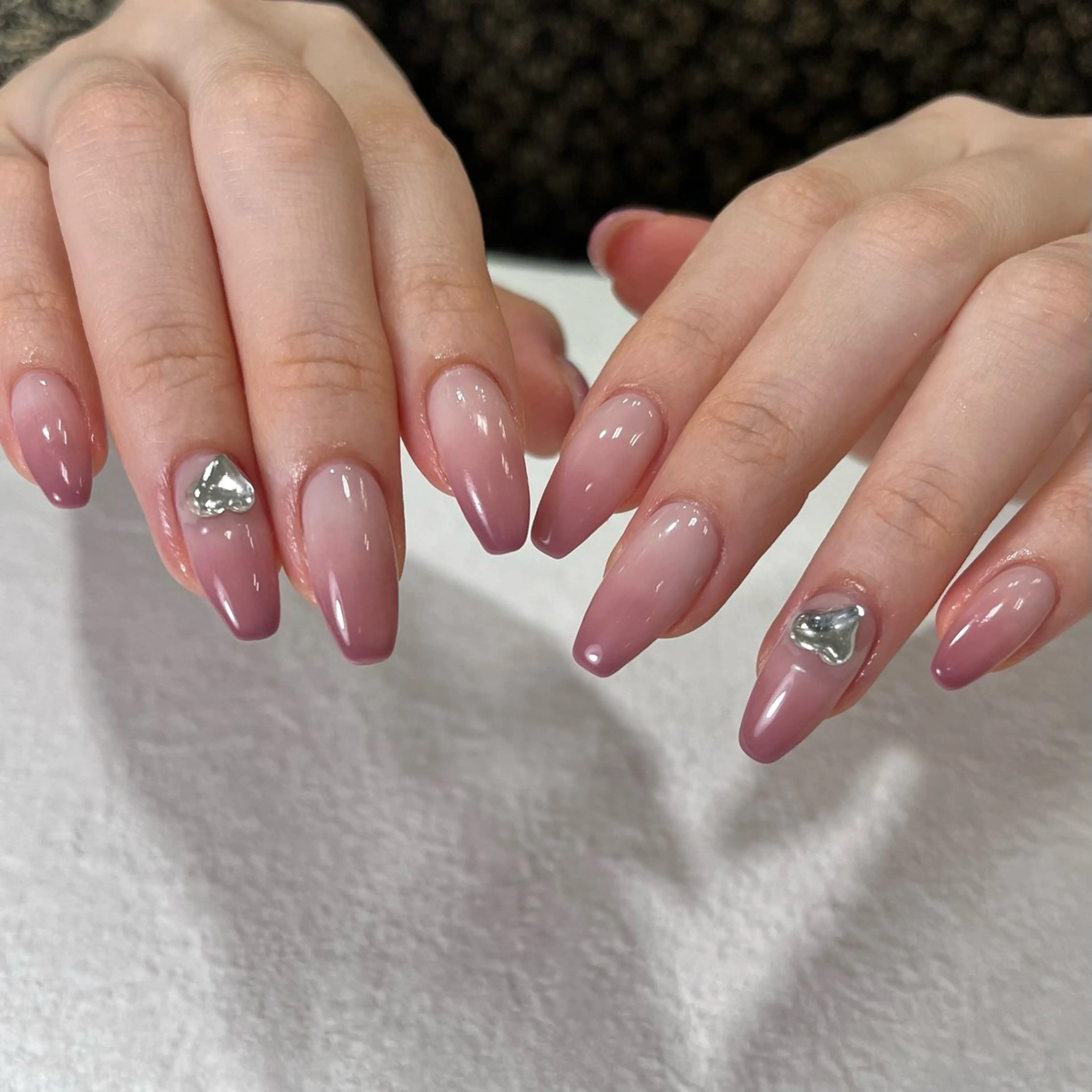 ネイル グラデーション ハート オフィスネイル ピンク シンプルネイル ハンドネイル para ☀︎ sol by BECK所属・Para Sol nail　Maoのネイルデザイン