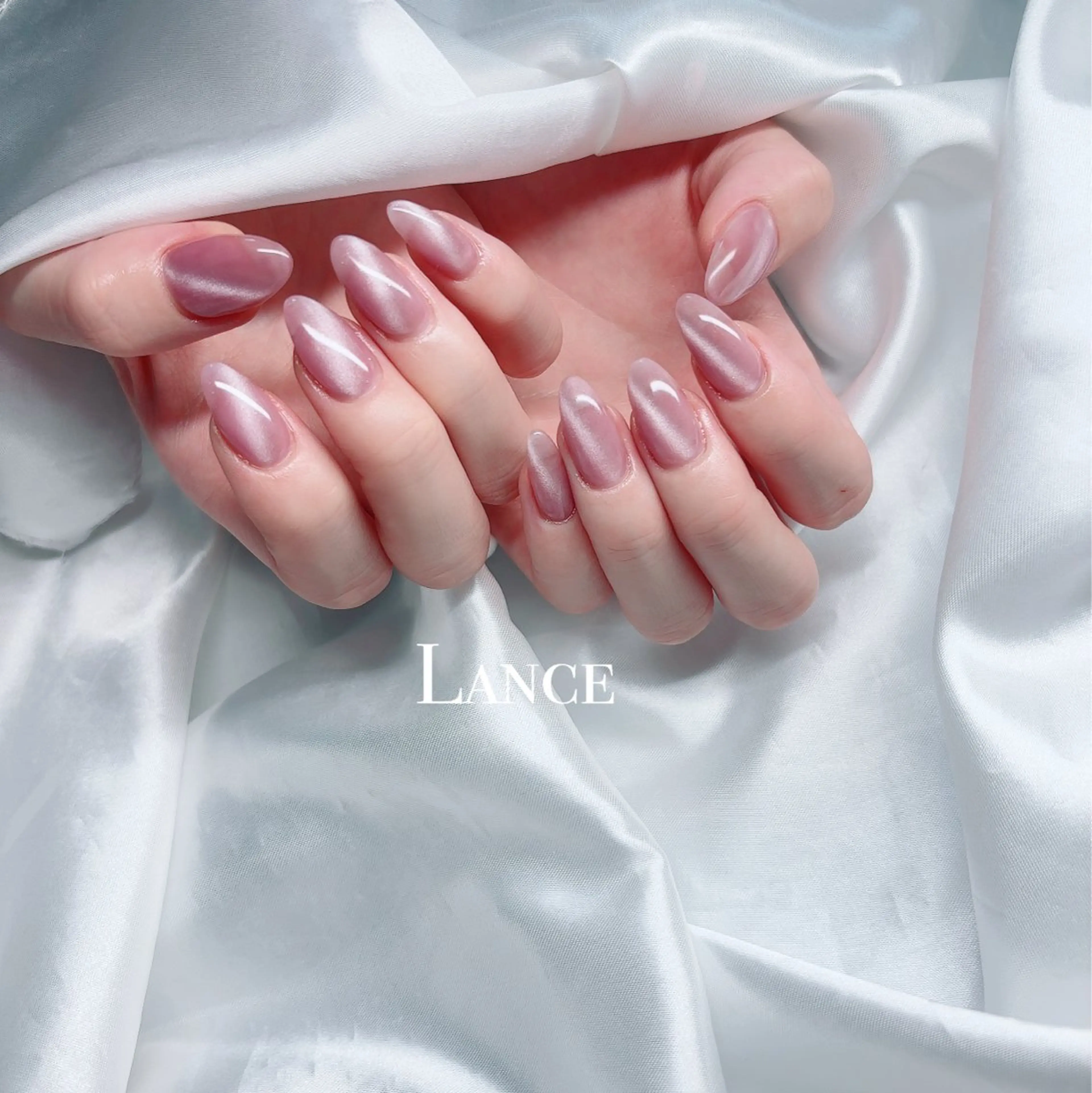 ネイル オーロラネイル フットネイル フレンチネイル キラキラネイル 韓国ネイル ハンドネイル Lance nailのネイルデザイン