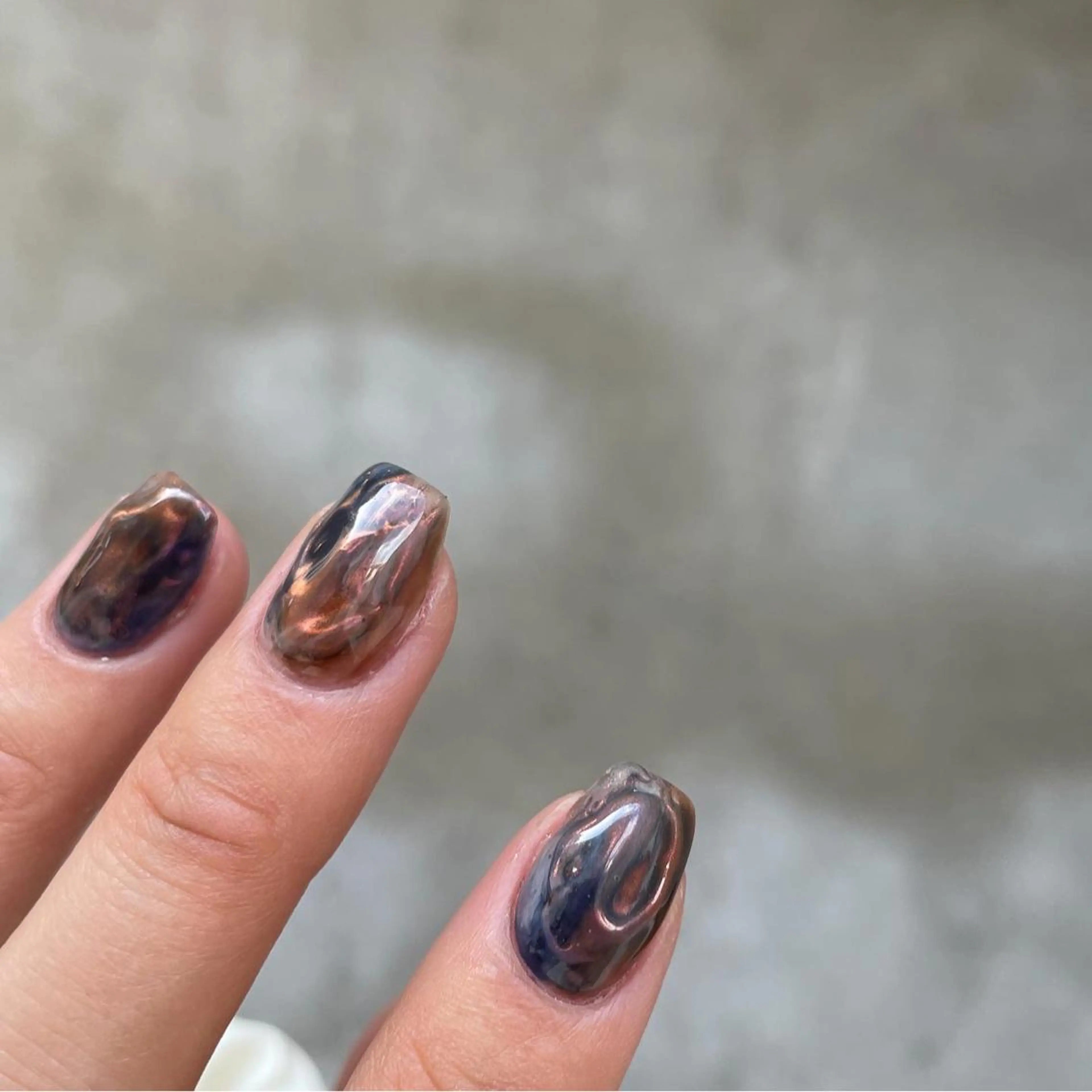 ネイル ミラーネイル ニュアンスネイル ハンドネイル ハンドケア lyly.nail所属・lylynail YUUKAのネイルデザイン