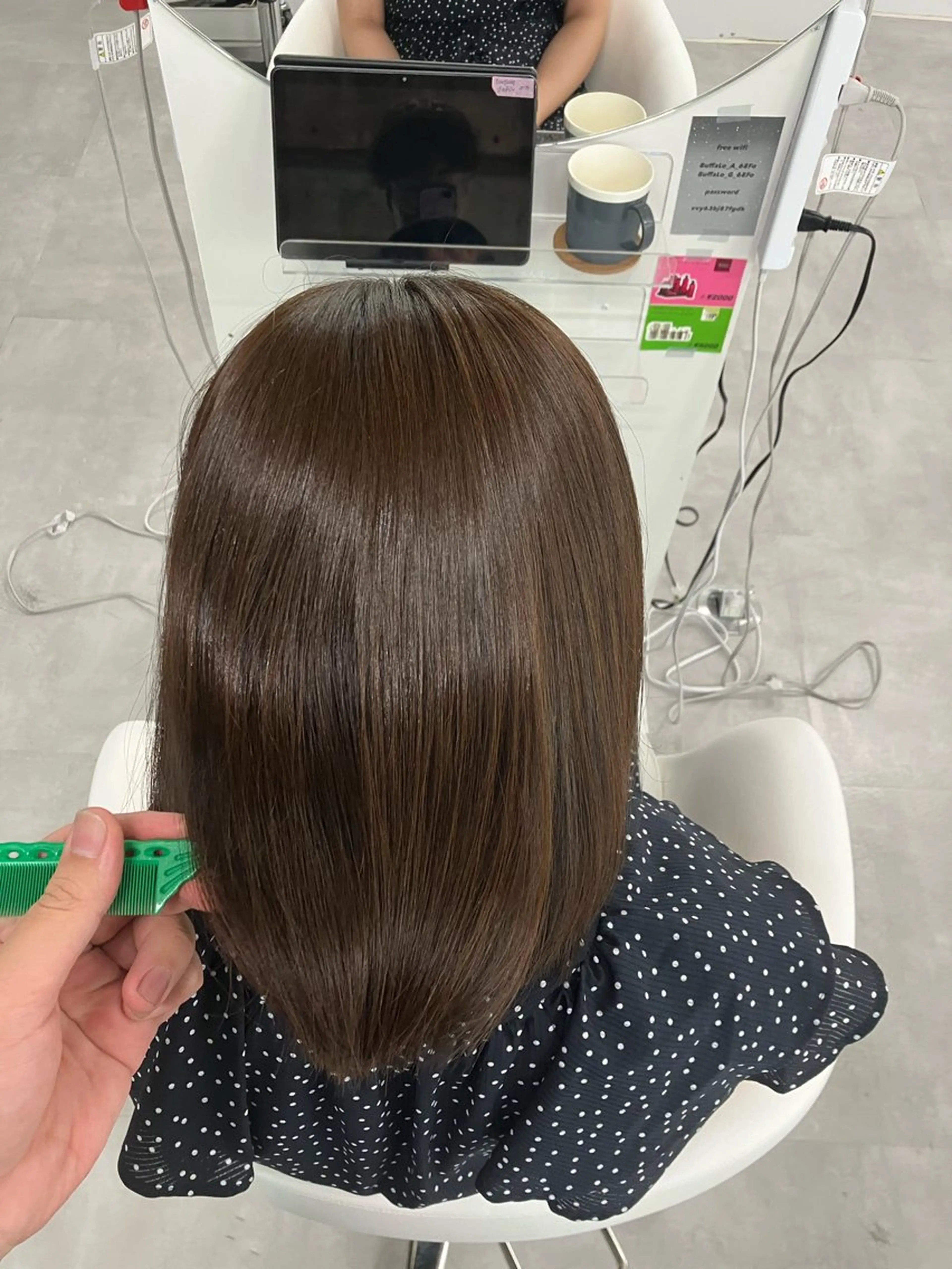 ミディアム カラー door white hideのヘアスタイル