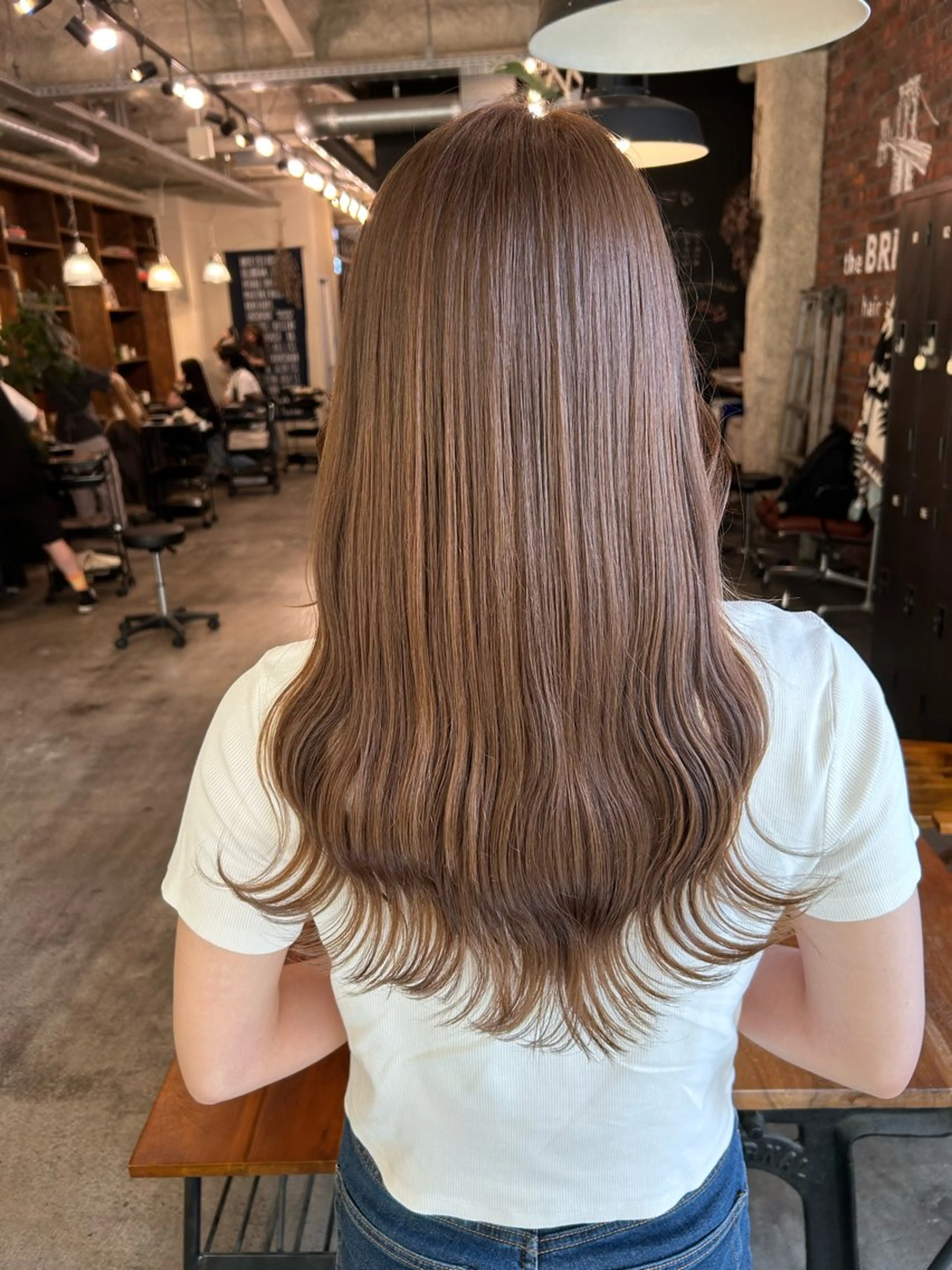 カラー ブリーチ ブリーチなしカラー ヘアカラー the BRIDGE 加藤みのりのヘアスタイル