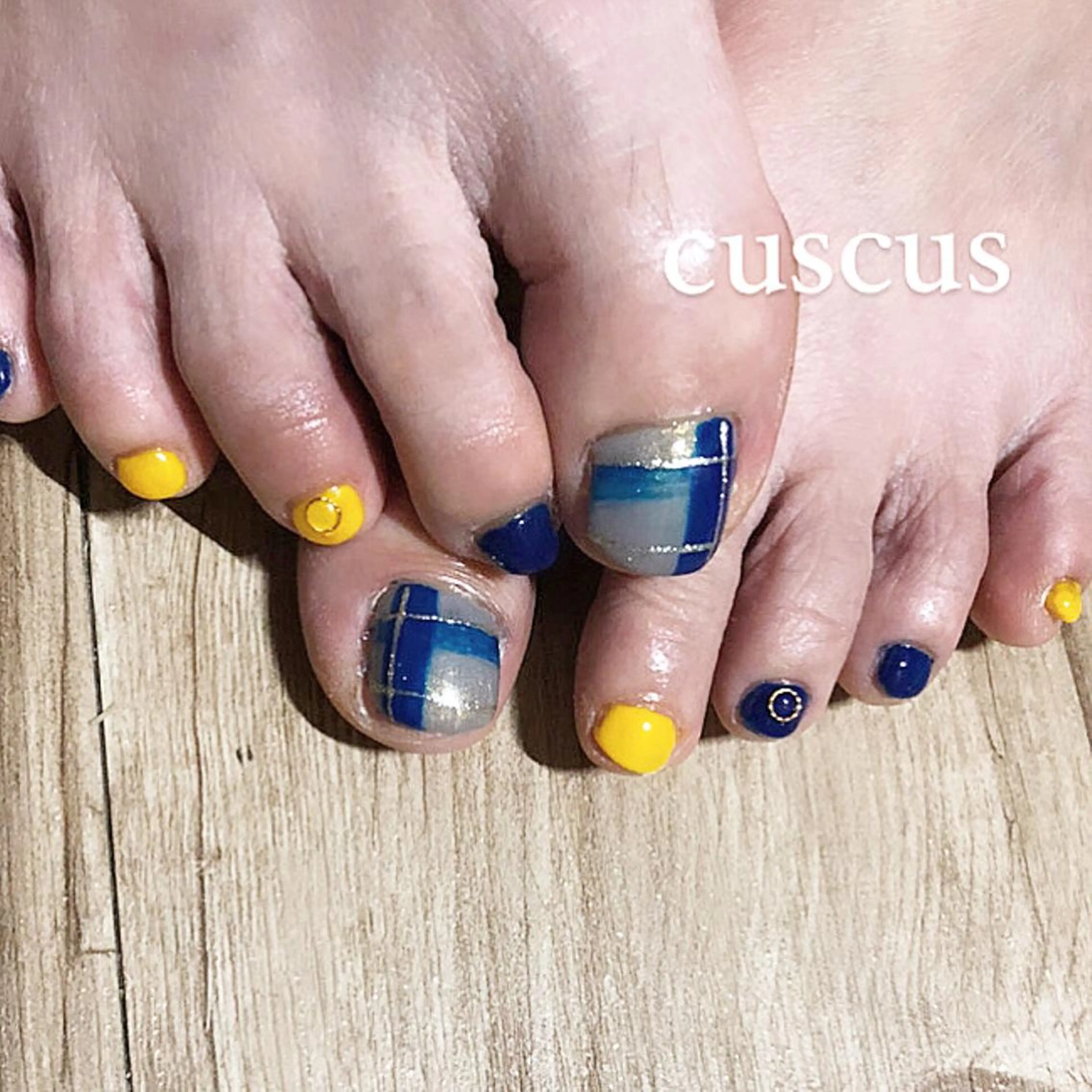 ネイル フットネイル ＣＵＳＣＵＳ …ｔ.akiのネイルデザイン