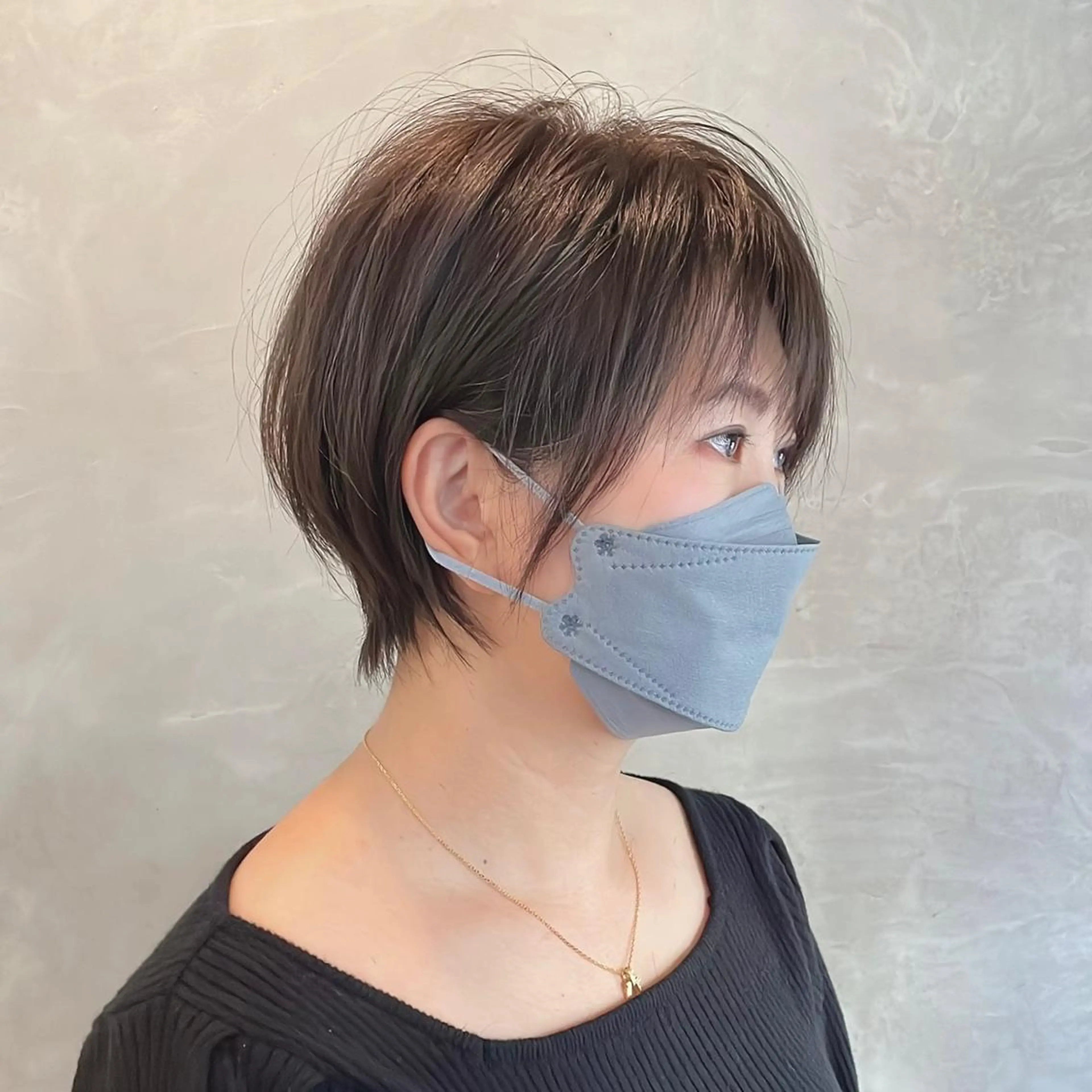 ショート カット ヘアカラー トリートメント 🌹ハッシュカット、 レイヤー韓国ヘア🌹のヘアスタイル