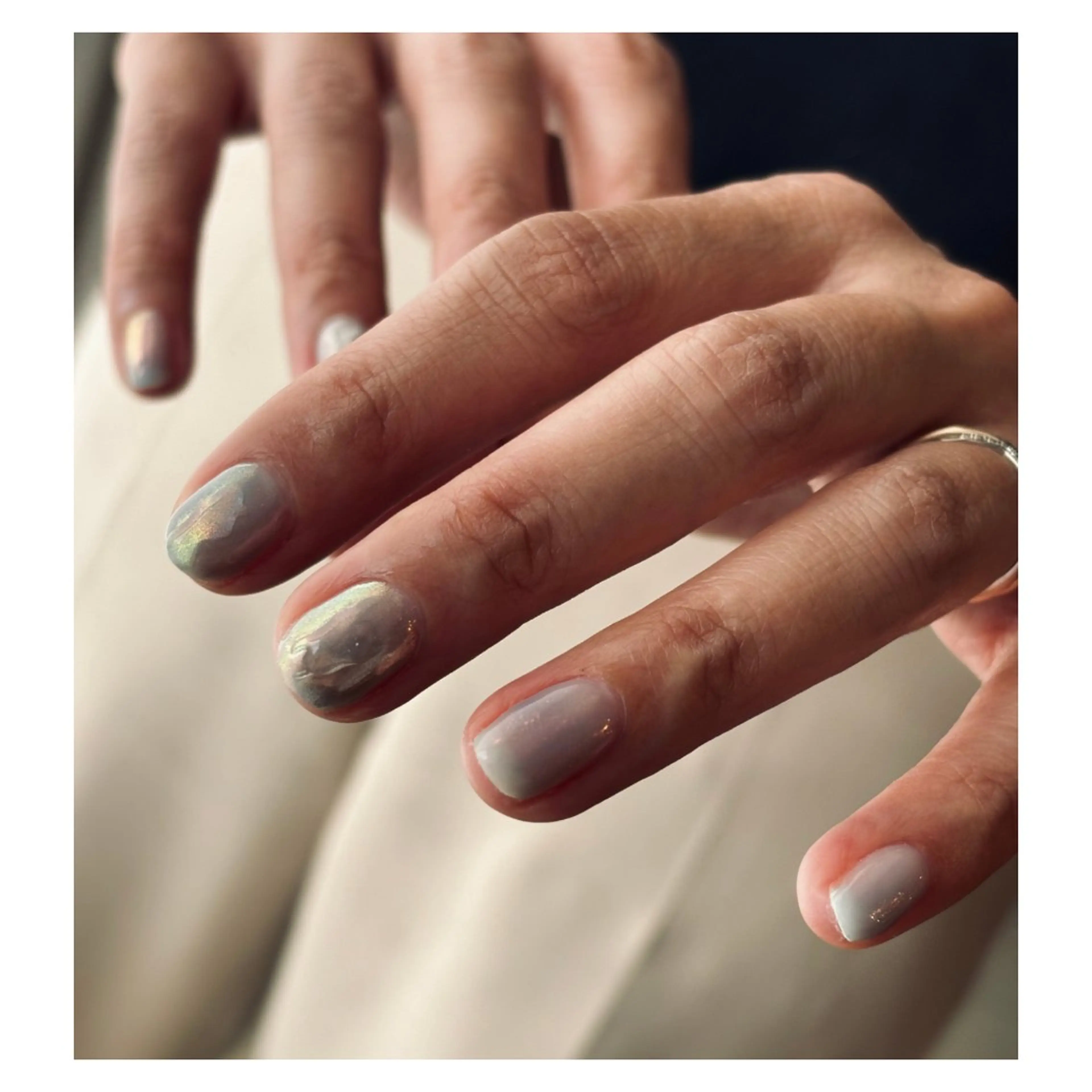 ネイル 水色 ハンドネイル Elio所属・Elio 国泰寺のネイルデザイン