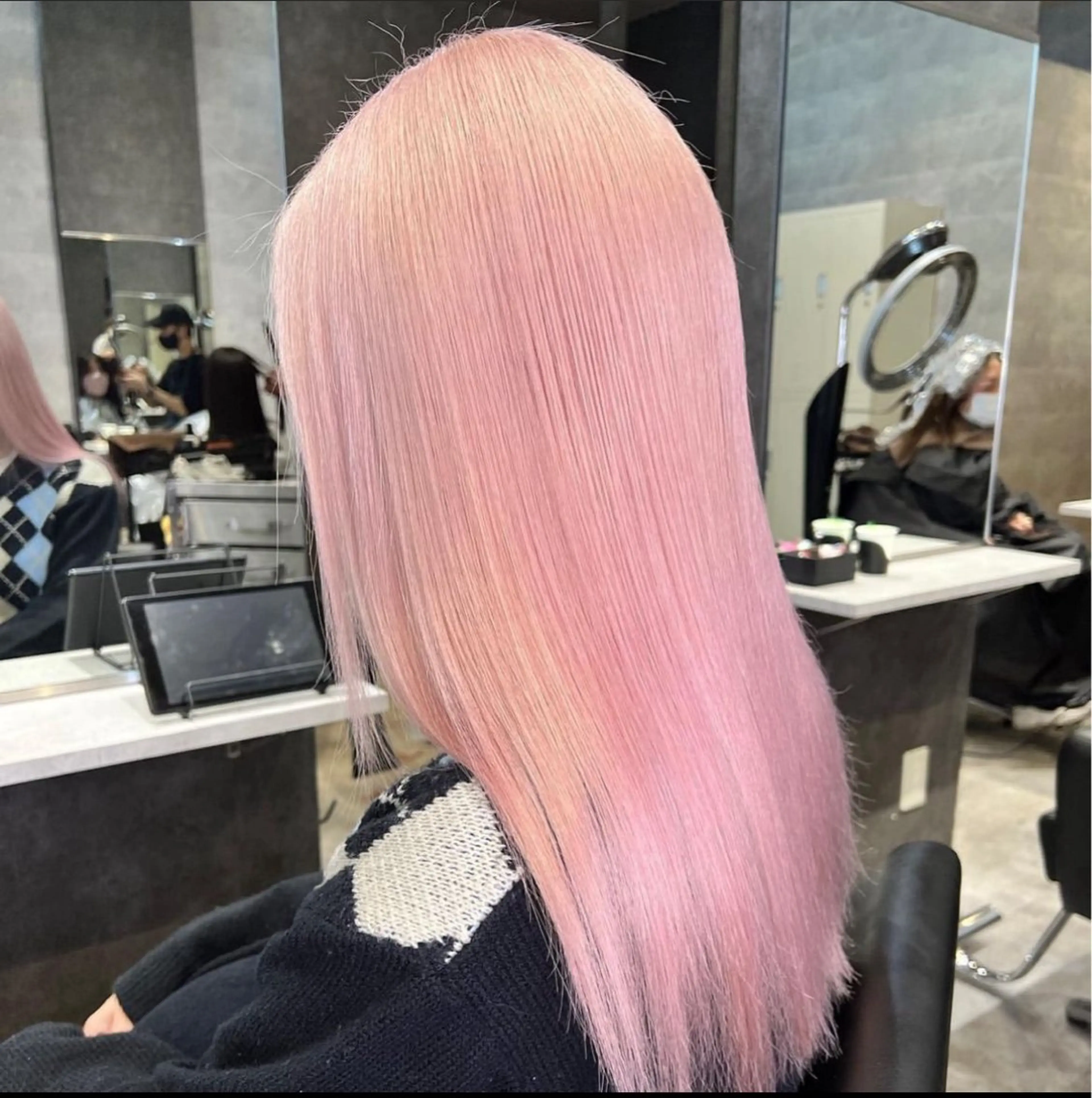 セミロング カット ヘアカラー トリートメント _WHITE鳳店所属・_WHITE /藤田唯生のヘアスタイル