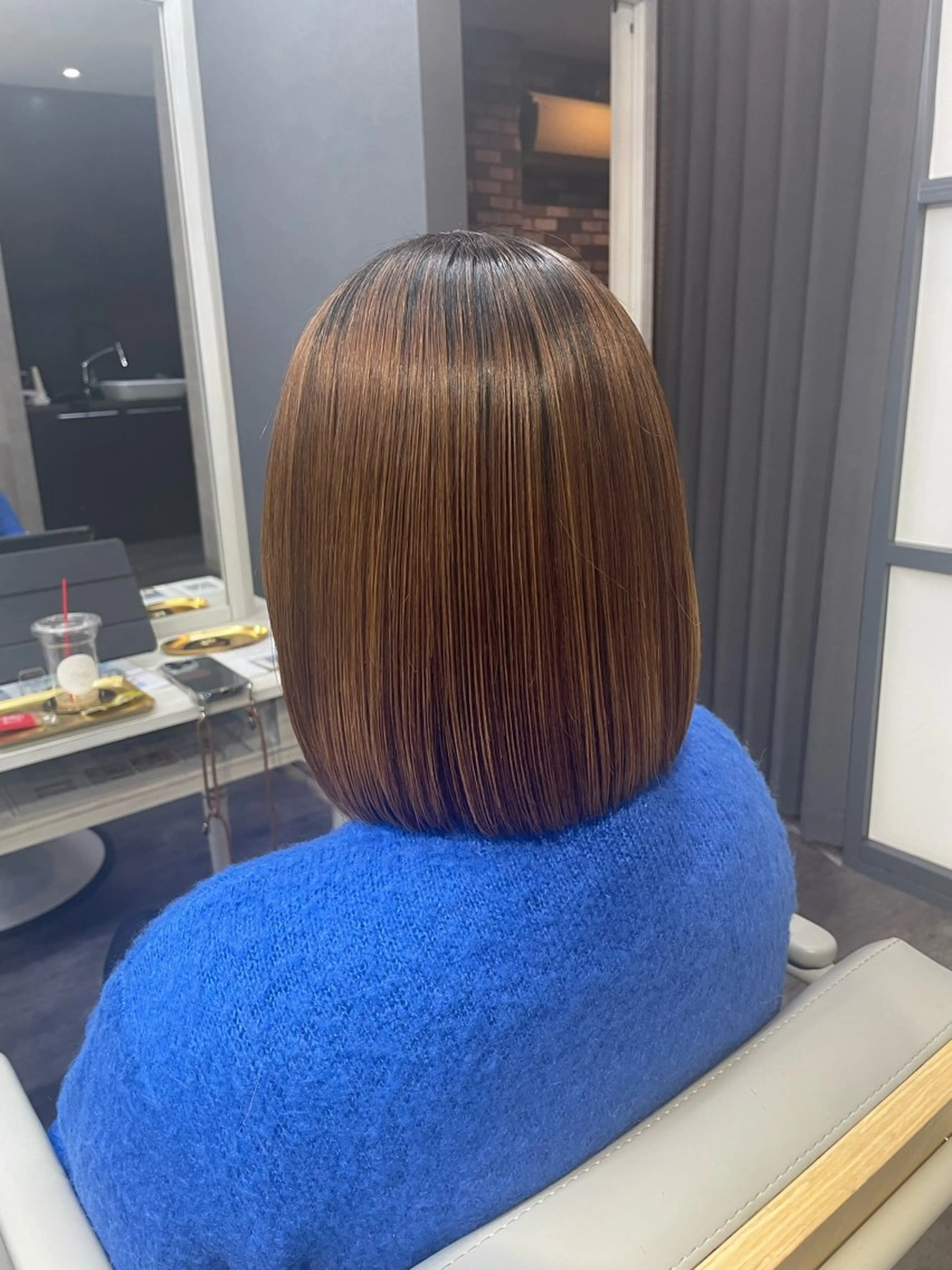 ミディアム カット 縮毛矯正 手塚 由佳のヘアスタイル