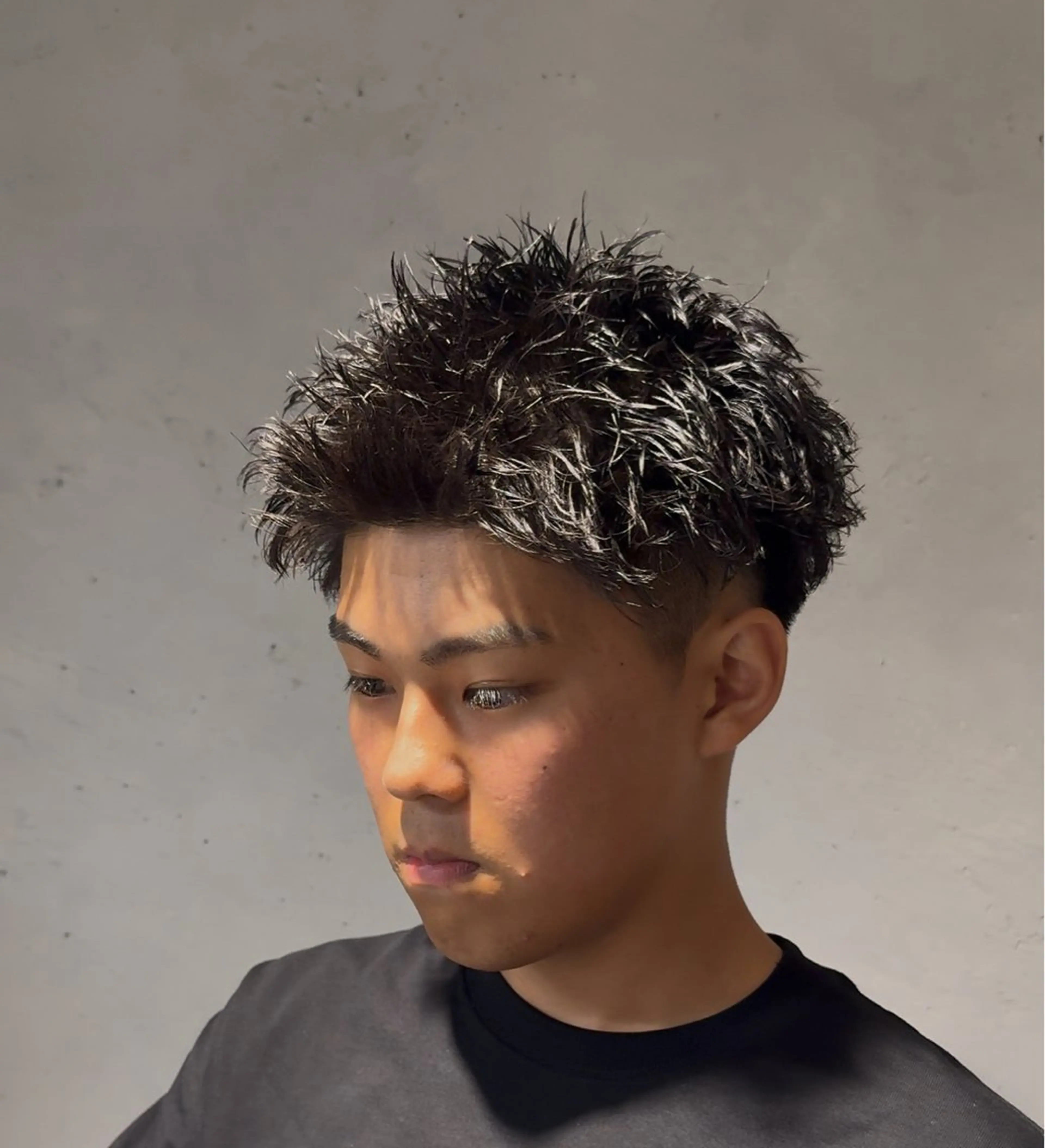 パーマ メンズ SALOWIN梅田茶屋町North店所属・岡田/メンズ特化/パ ーマ&ショートのプロのヘアスタイル