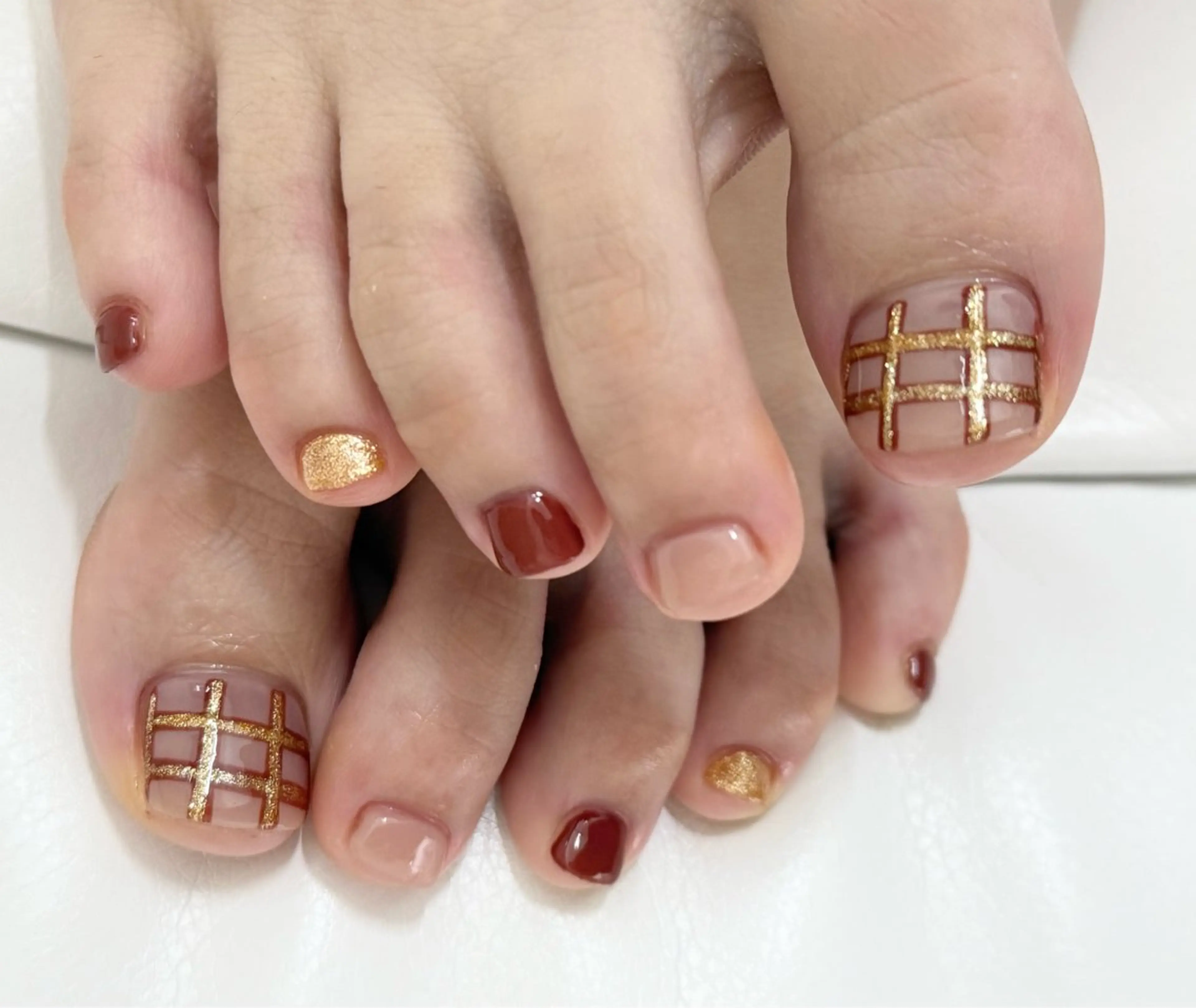 ネイル フットネイル シンプルネイル salone Regina 【サローネ レジーナ】所属・Regina Marinaのネイルデザイン